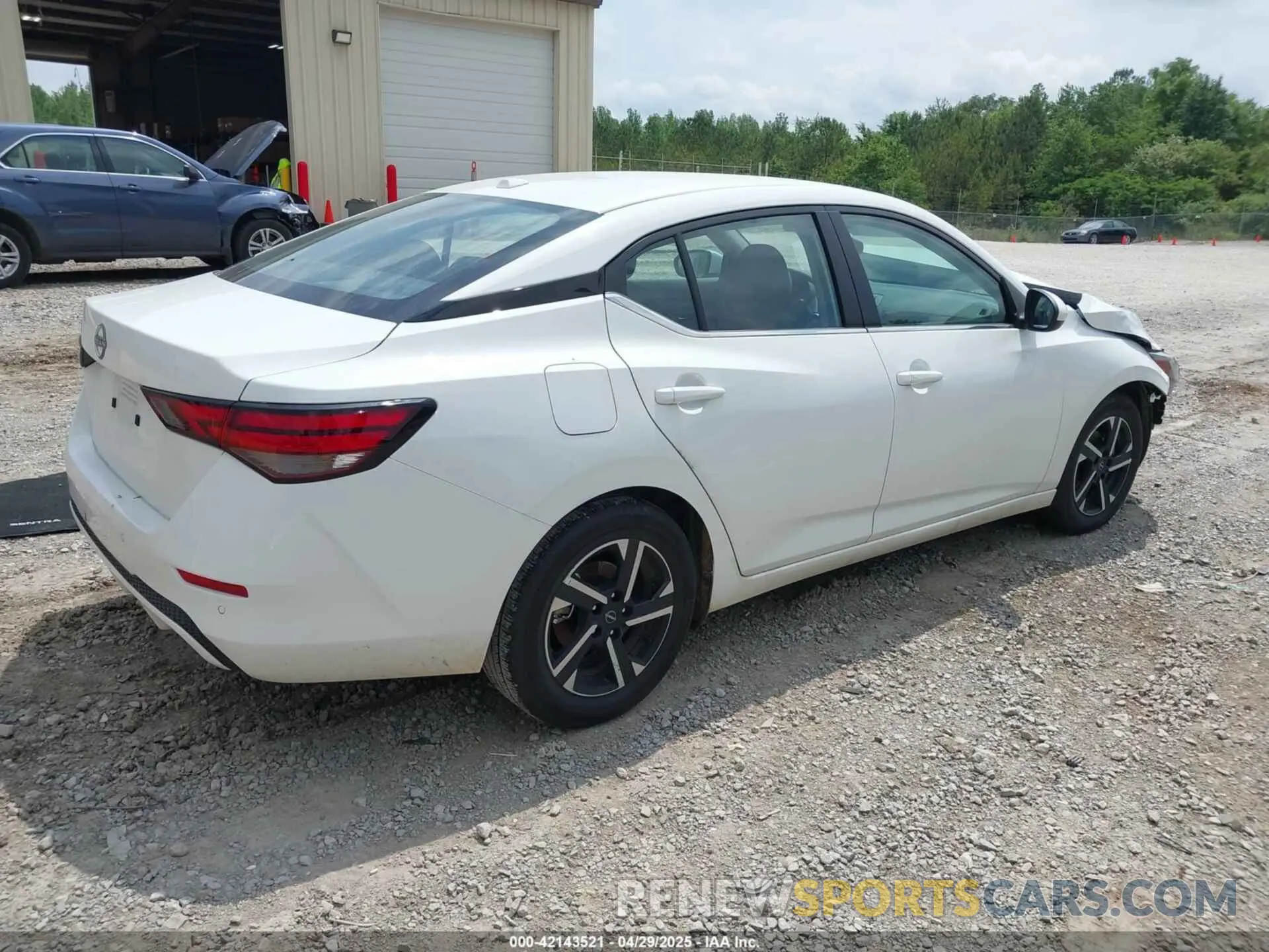 4 Фотография поврежденного автомобиля 3N1AB8CV0SY208878 NISSAN SENTRA 2025