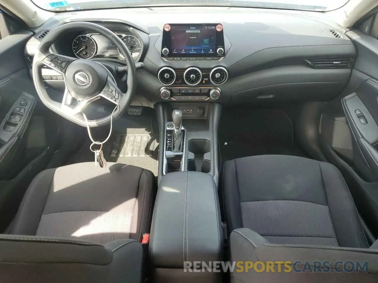 8 Фотография поврежденного автомобиля 3N1AB8CV1SY298350 NISSAN SENTRA 2025