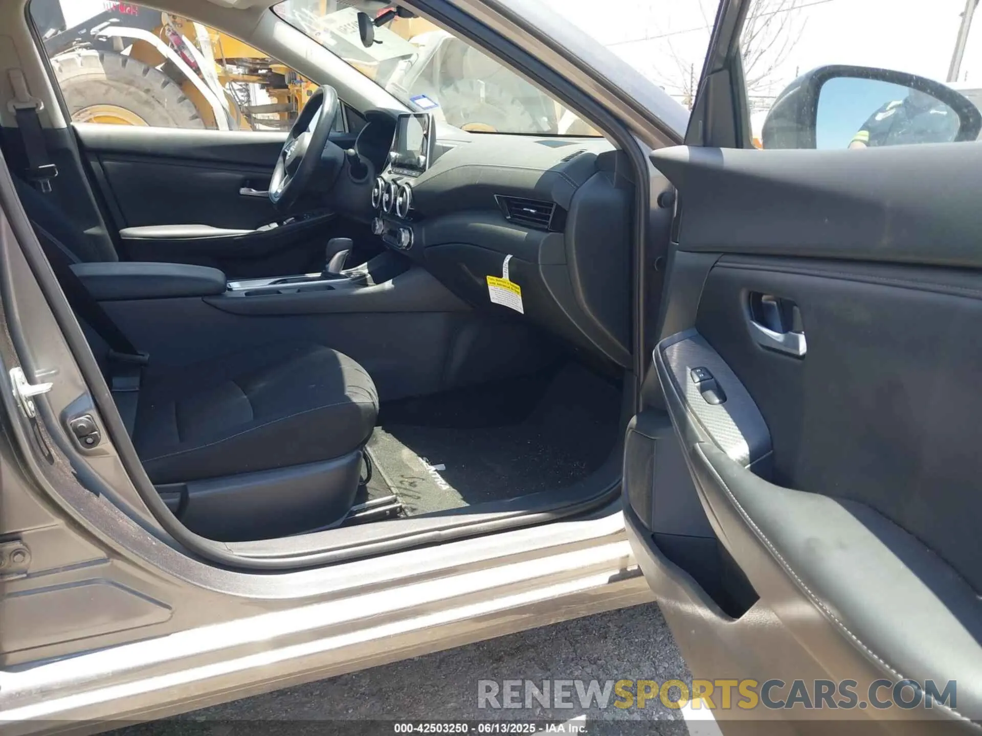 5 Photograph of a damaged car 3N1AB8CV1SY303353 NISSAN SENTRA 2025