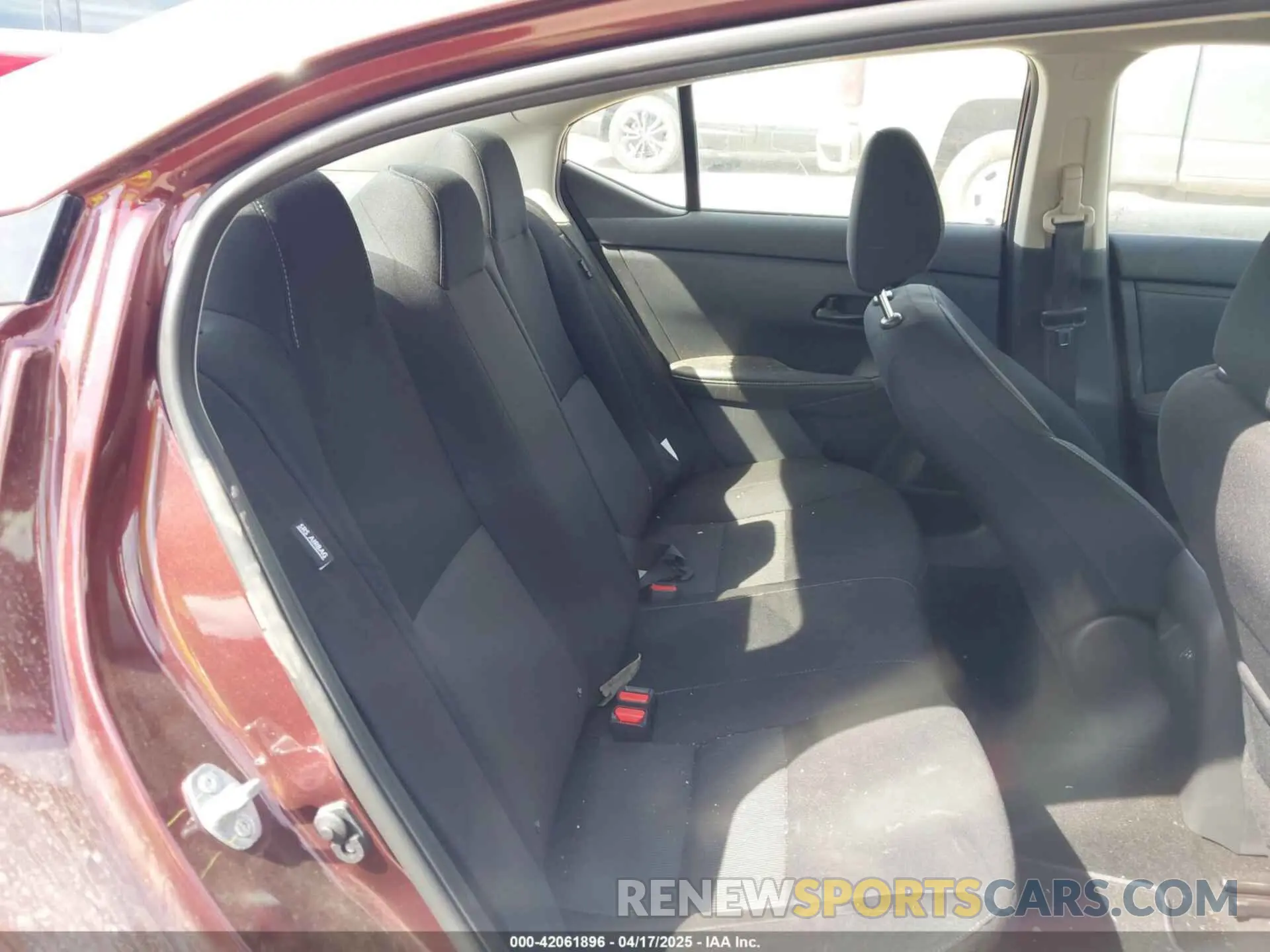 8 Фотография поврежденного автомобиля 3N1AB8CV2SY295165 NISSAN SENTRA 2025