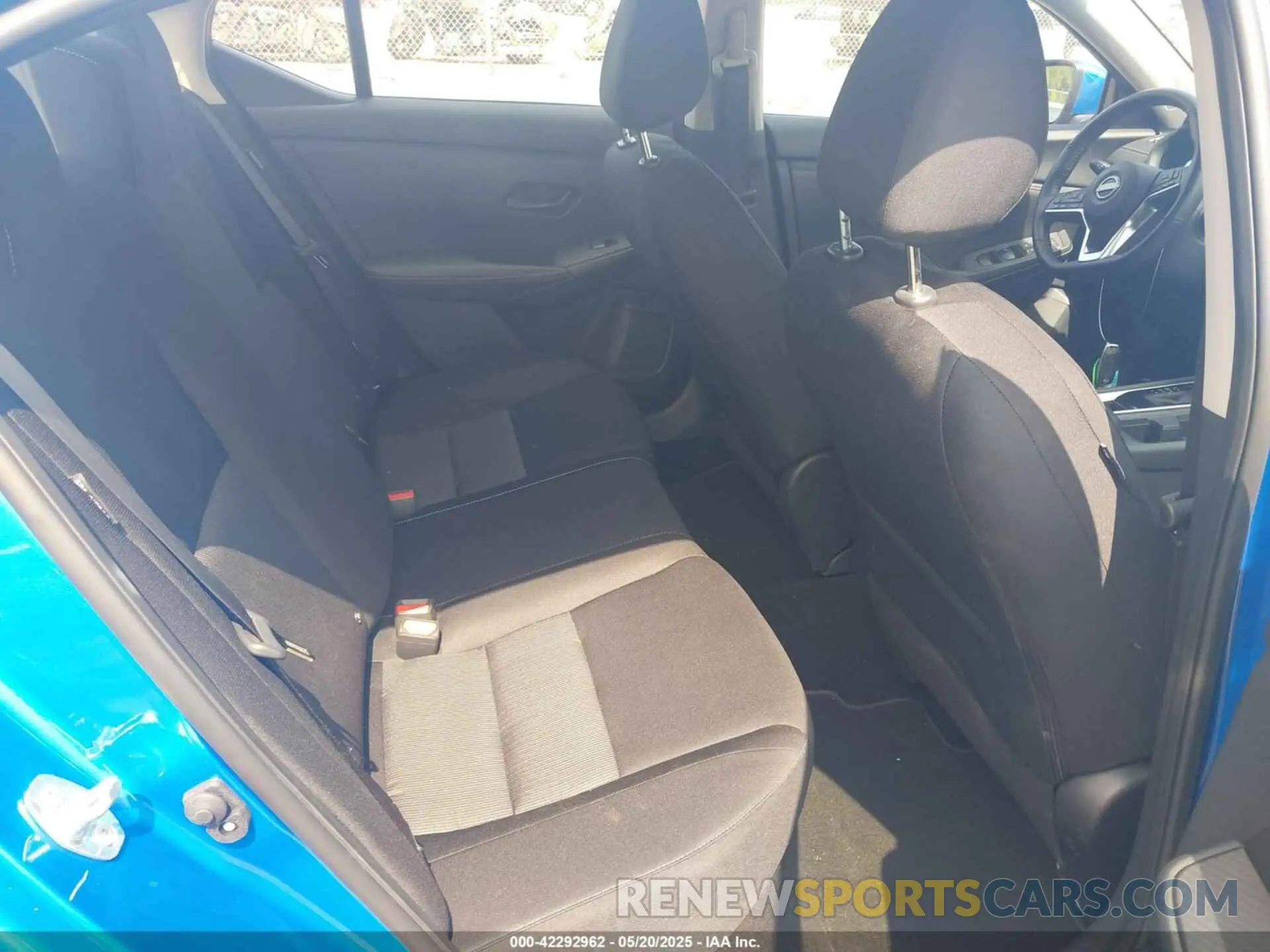 8 Фотография поврежденного автомобиля 3N1AB8CV4SY276309 NISSAN SENTRA 2025