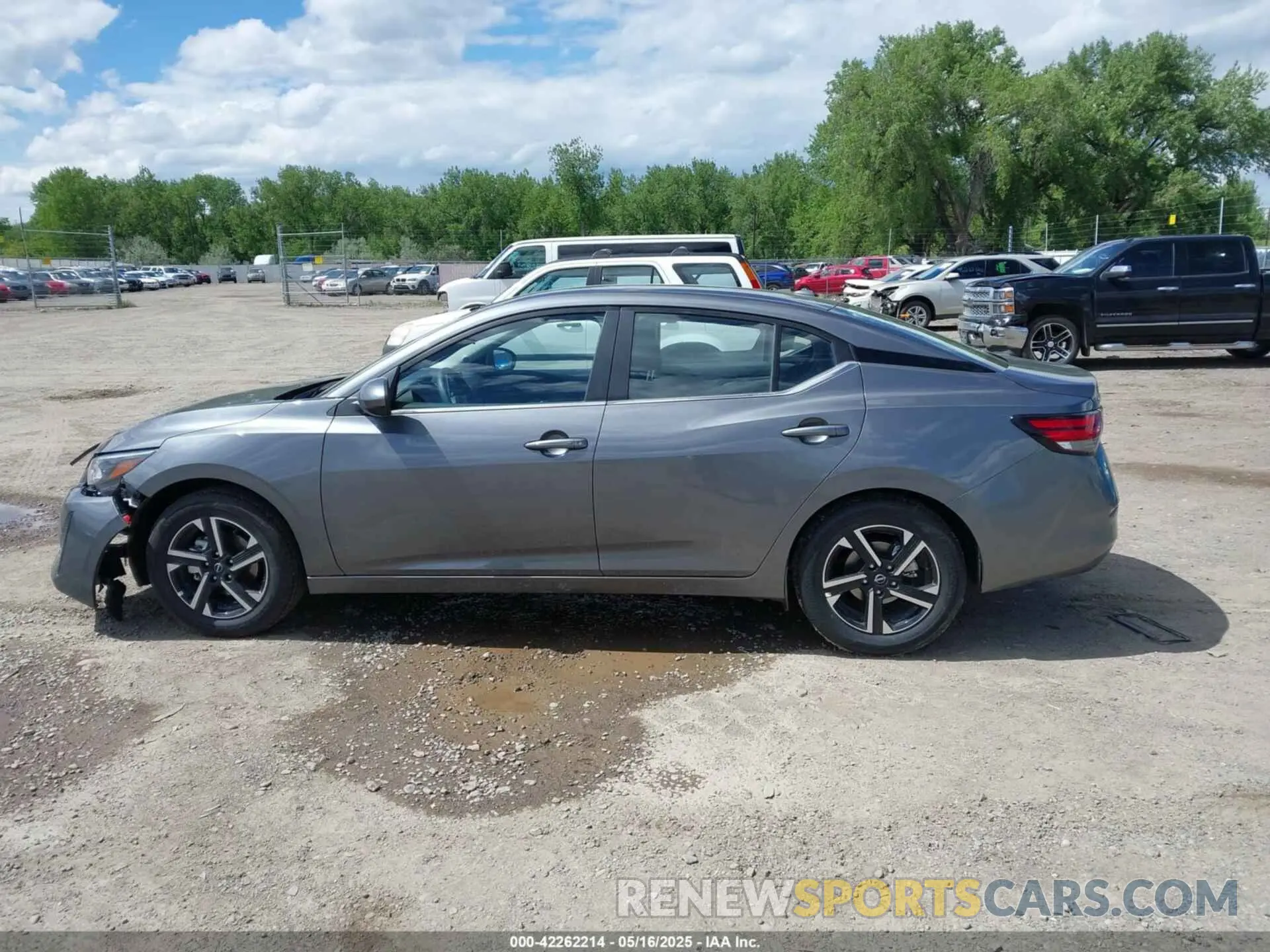 14 Фотография поврежденного автомобиля 3N1AB8CV6SY313697 NISSAN SENTRA 2025