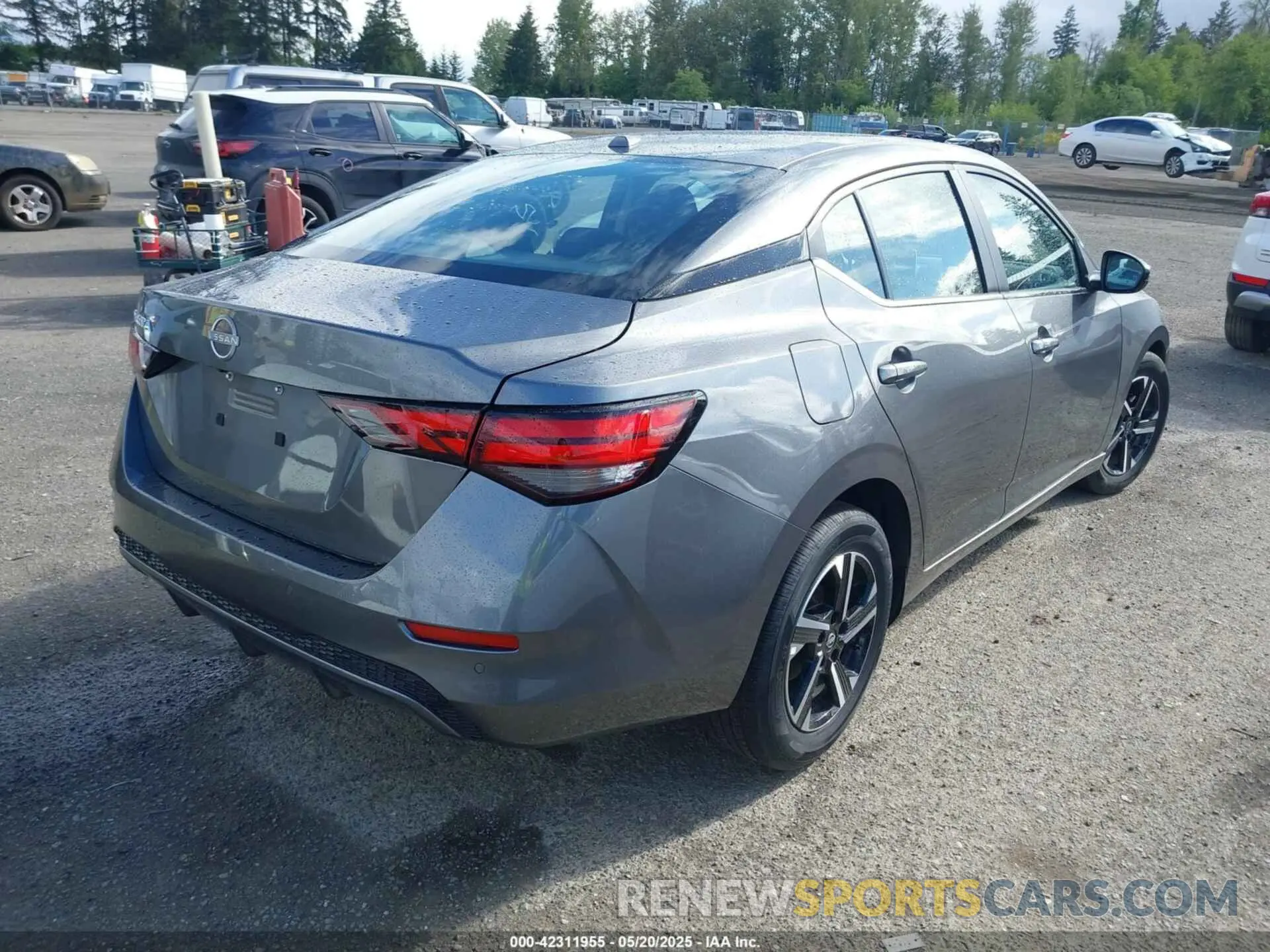 4 Фотография поврежденного автомобиля 3N1AB8CV8SY296949 NISSAN SENTRA 2025