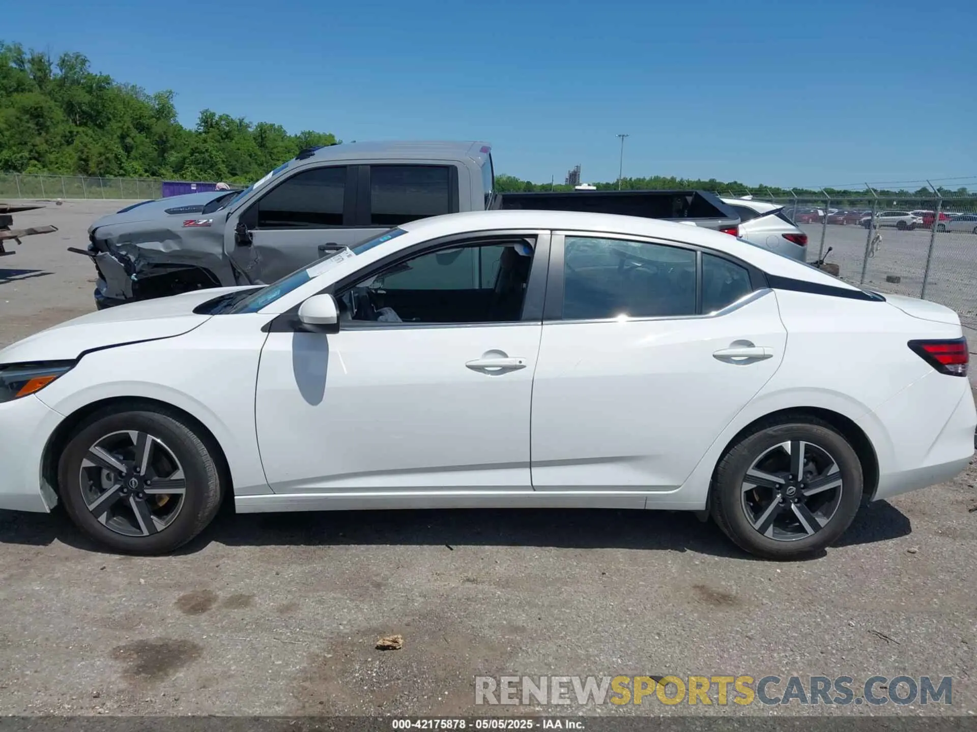 14 Photograph of a damaged car 3N1AB8CVXSY221413 NISSAN SENTRA 2025