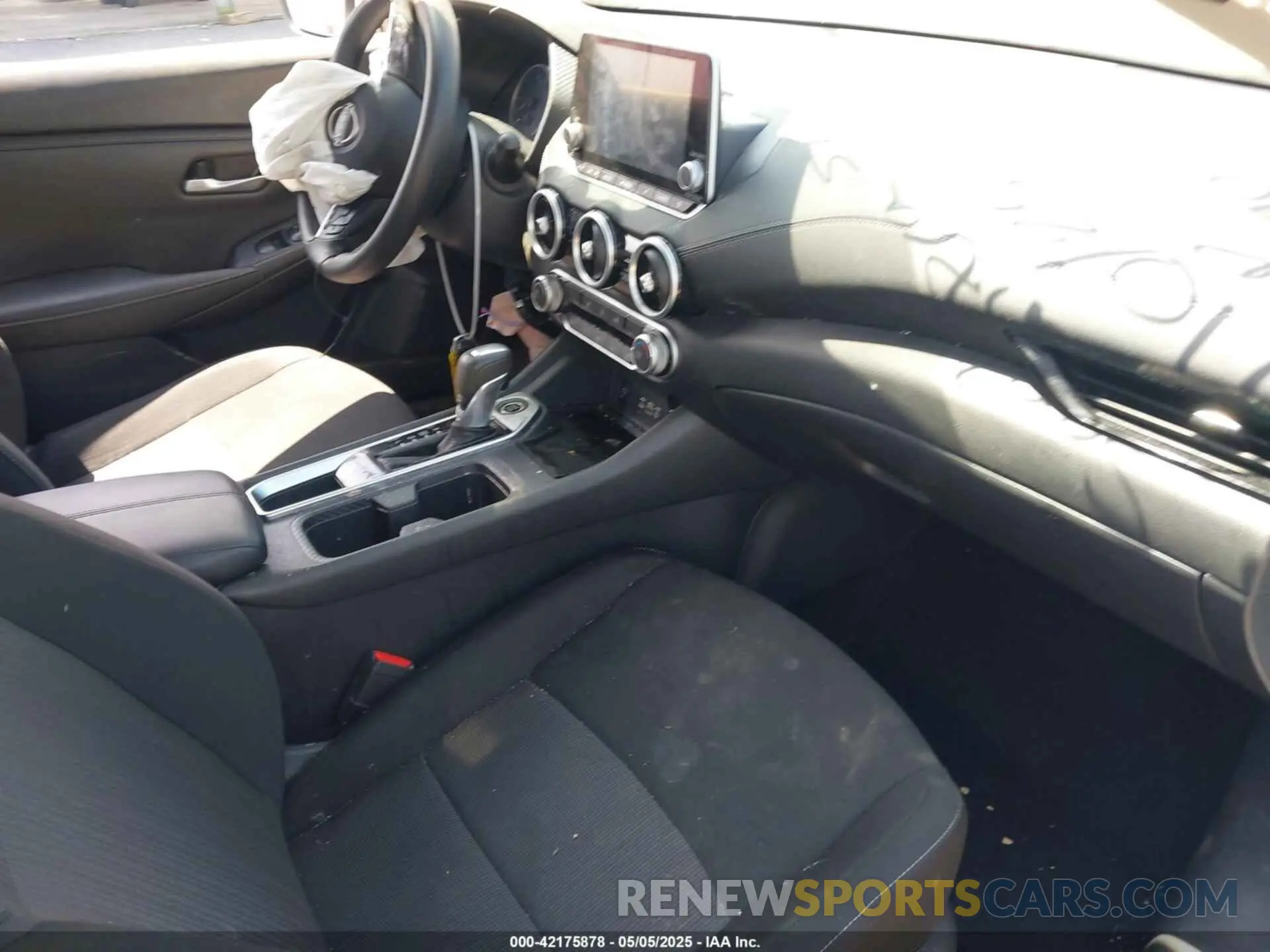 5 Photograph of a damaged car 3N1AB8CVXSY221413 NISSAN SENTRA 2025