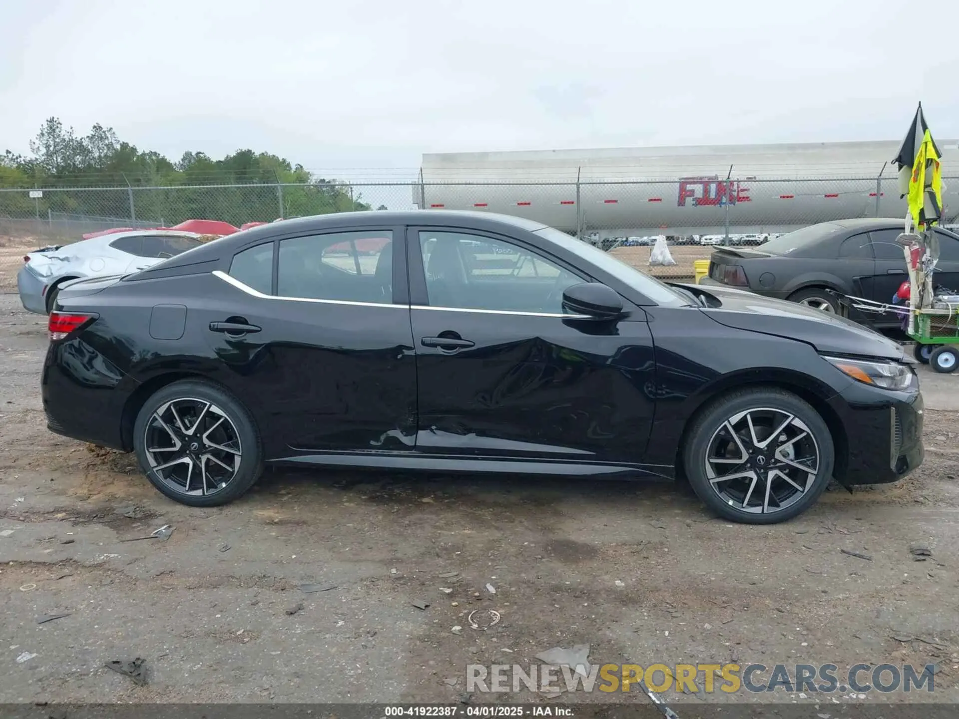13 Фотография поврежденного автомобиля 3N1AB8DV2SY305840 NISSAN SENTRA 2025