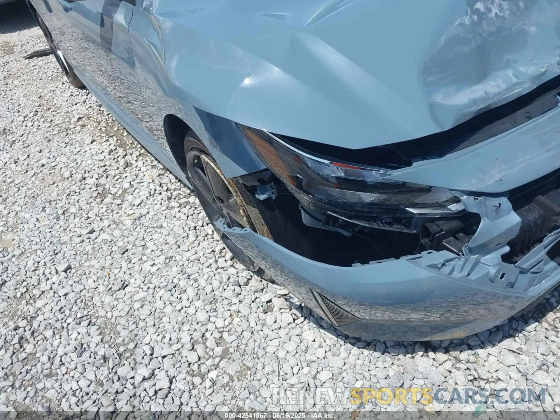 16 Photograph of a damaged car 3N1AB8DV8SY282824 NISSAN SENTRA 2025