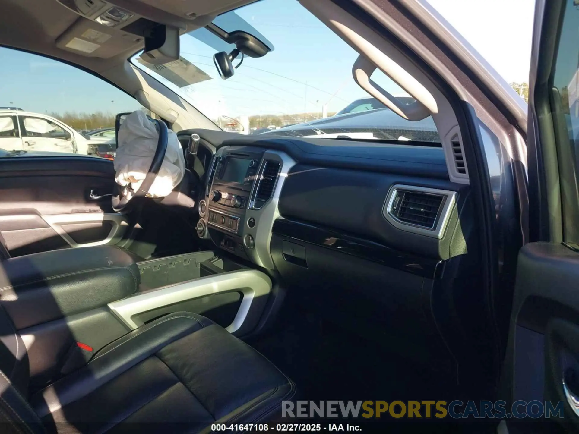 5 Photograph of a damaged car 1N6AA1E51KN518603 NISSAN TITAN 2019