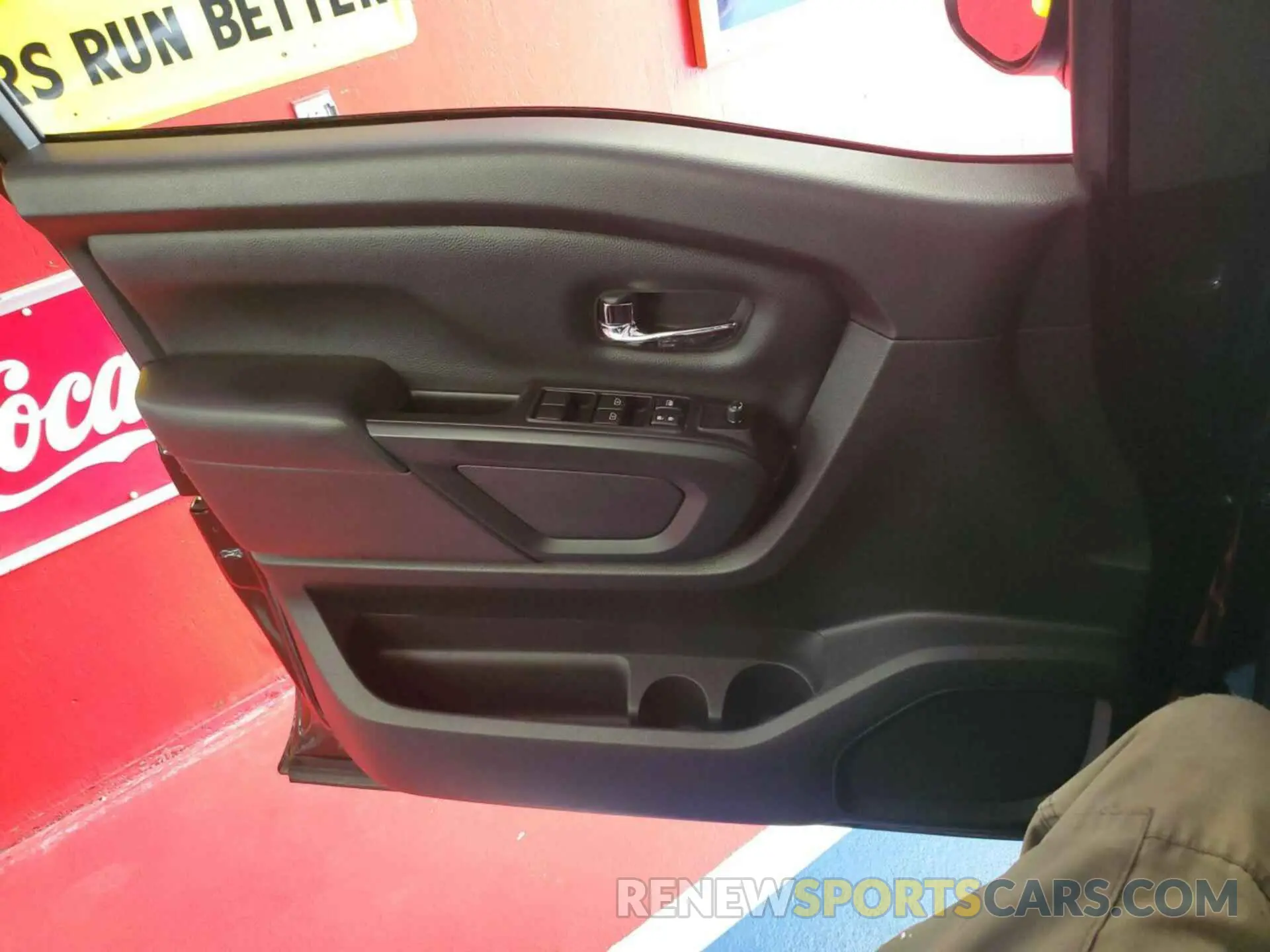 12 Photograph of a damaged car 1N6AA1E52KN530677 NISSAN TITAN 2019