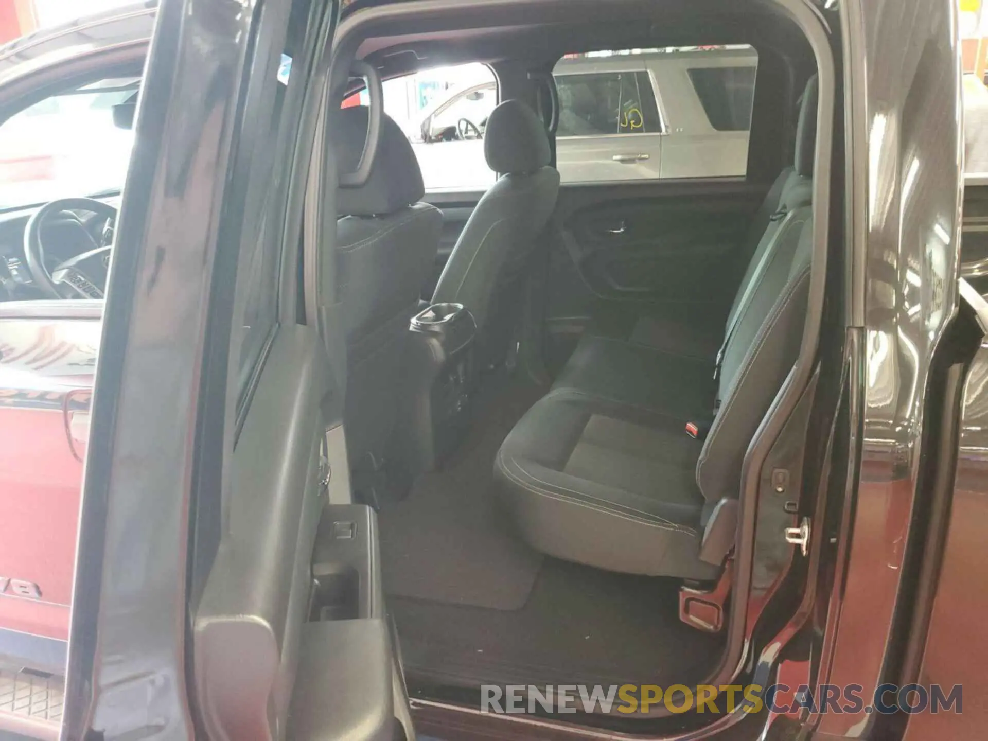 13 Photograph of a damaged car 1N6AA1E52KN530677 NISSAN TITAN 2019