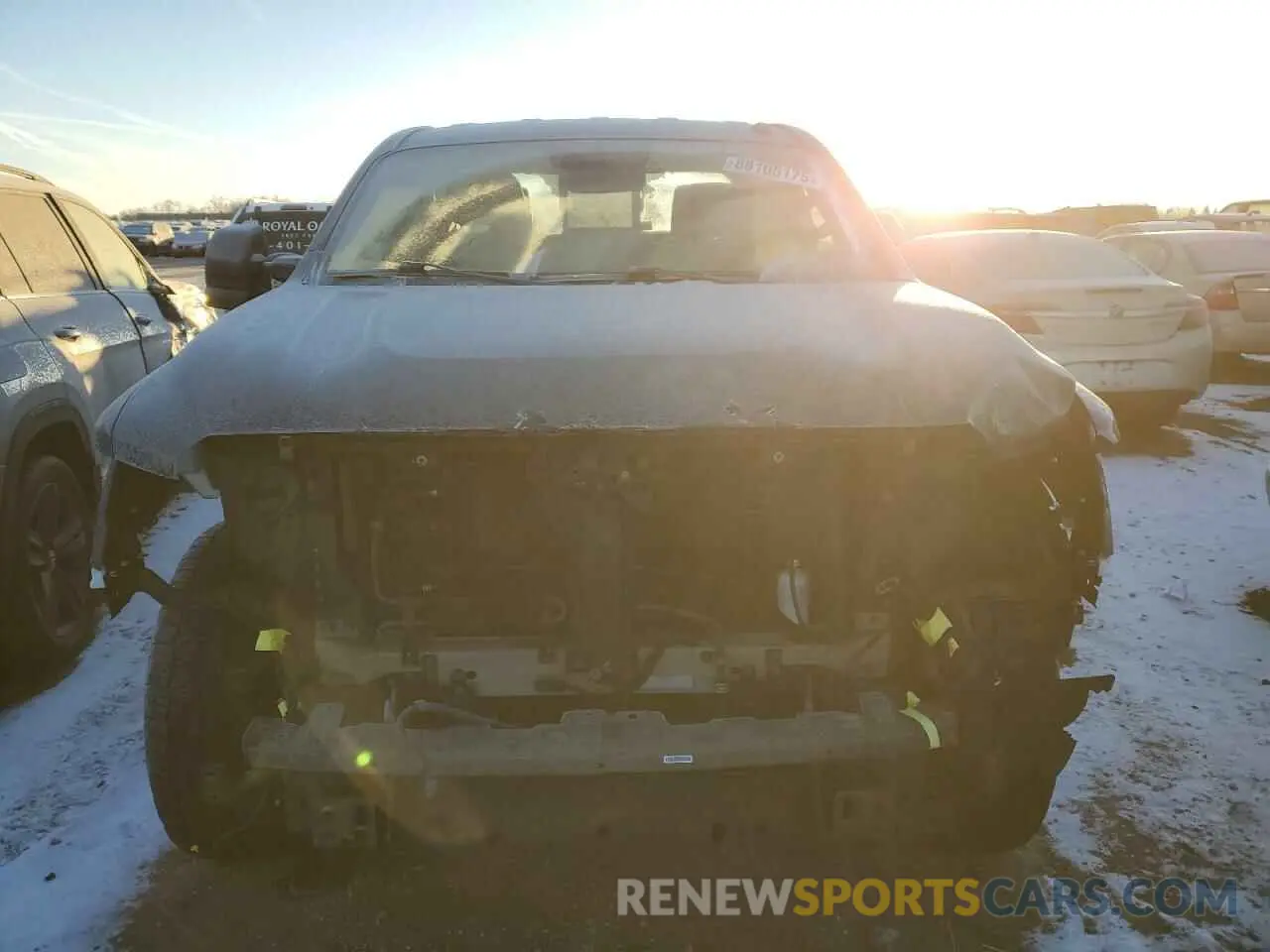 5 Фотография поврежденного автомобиля 1N6AA1E56KN504907 NISSAN TITAN 2019