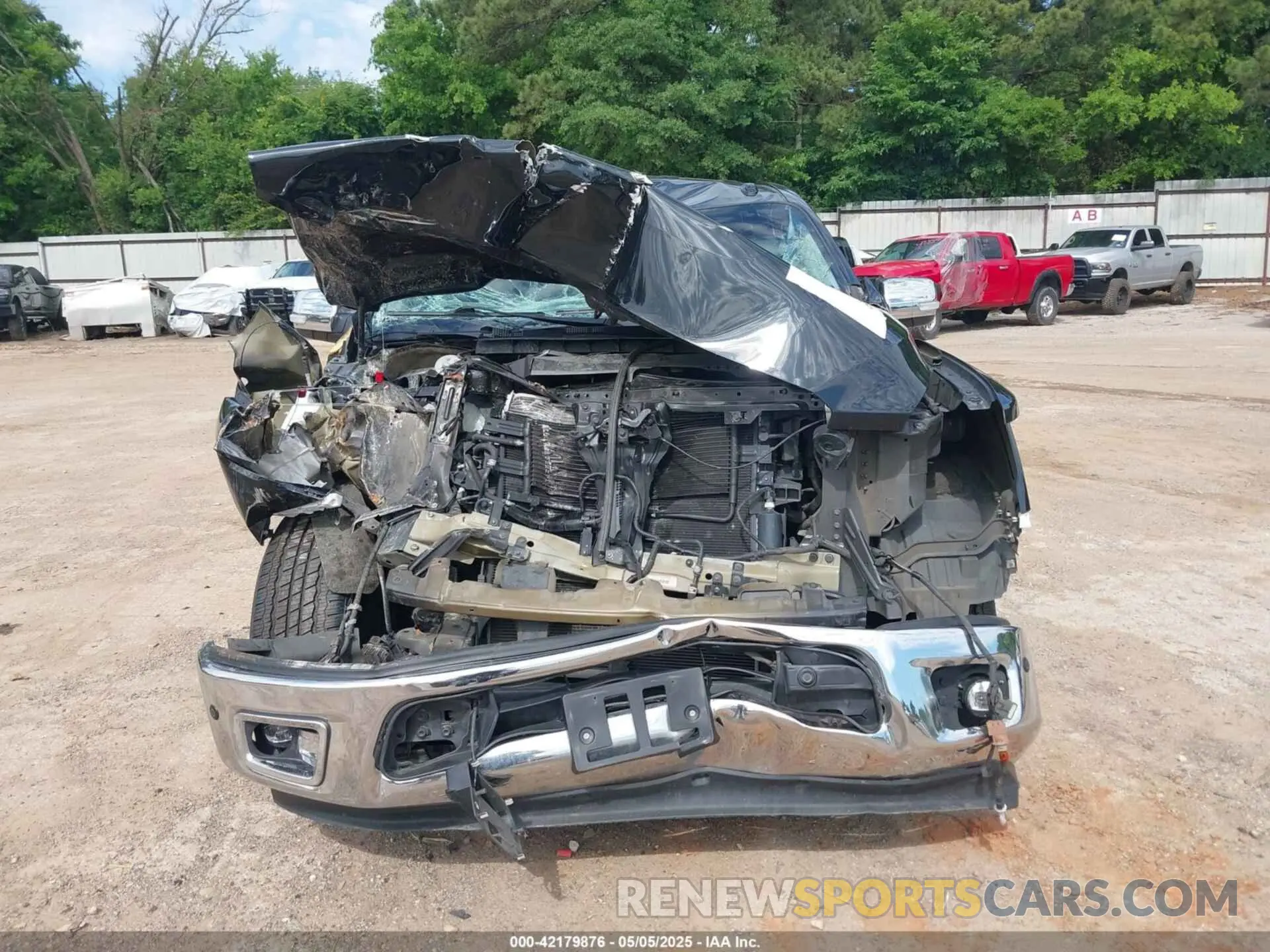 13 Photograph of a damaged car 1N6AA1E64KN505272 NISSAN TITAN 2019