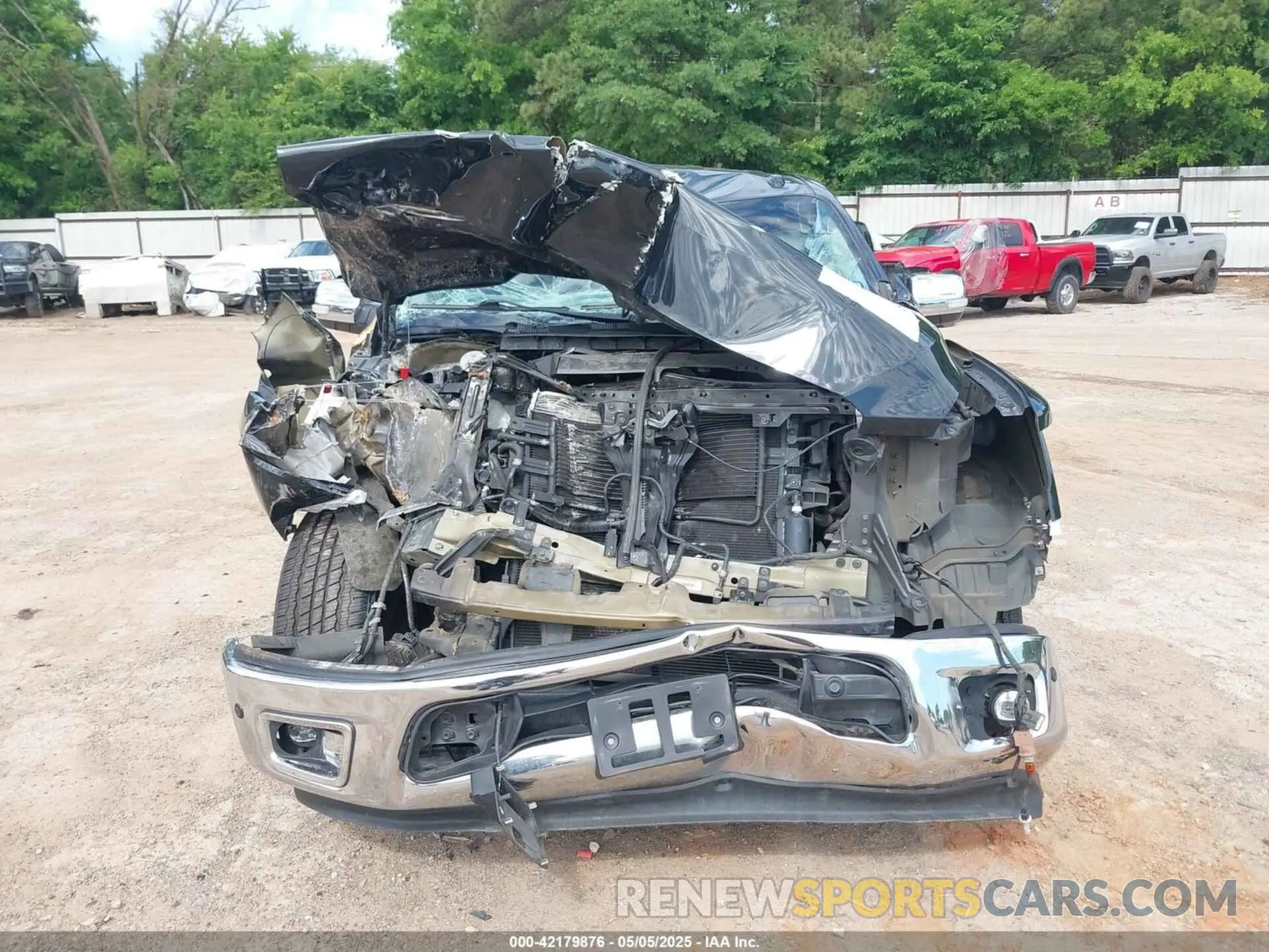 6 Photograph of a damaged car 1N6AA1E64KN505272 NISSAN TITAN 2019