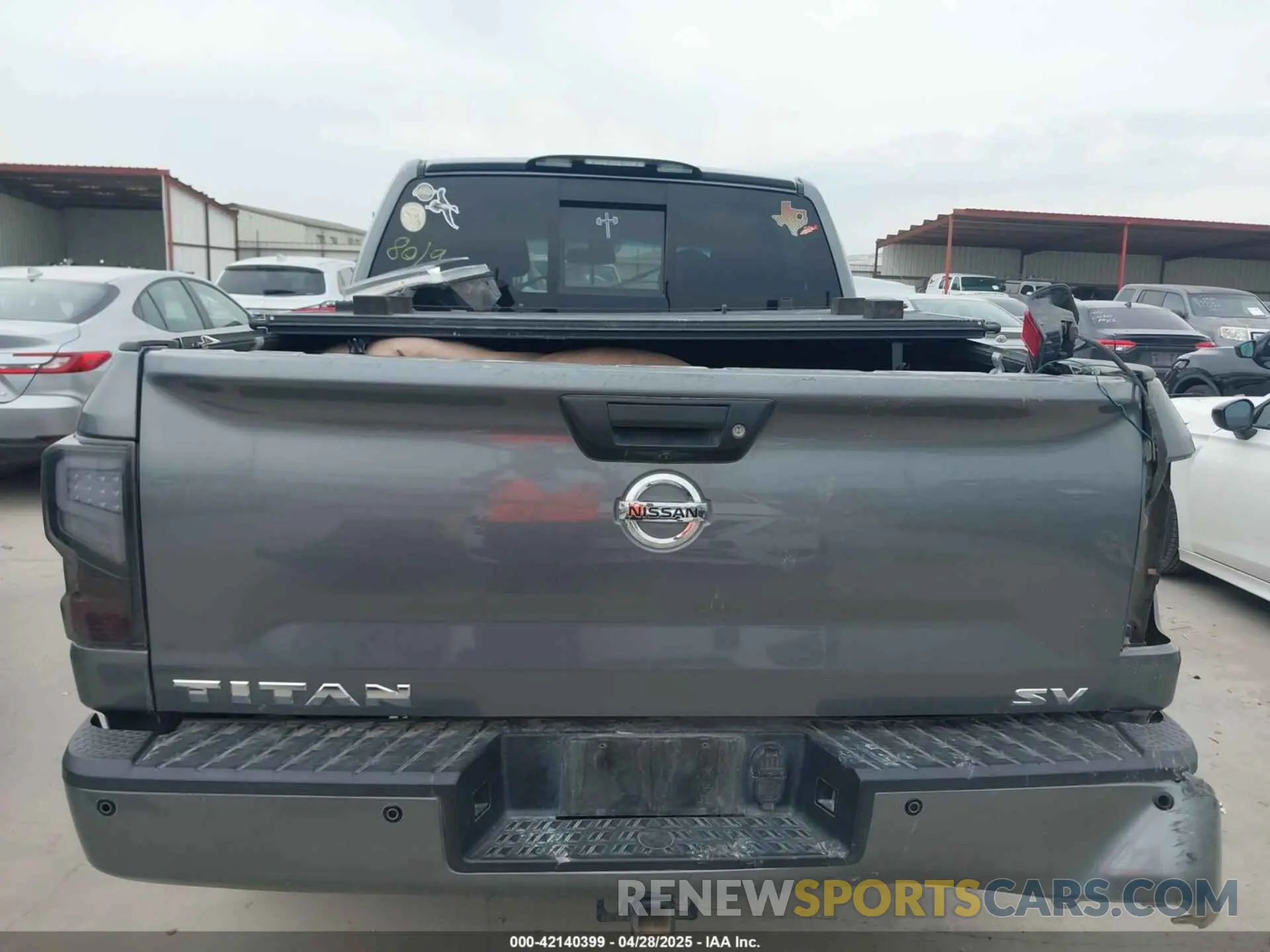 17 Фотография поврежденного автомобиля 1N6AA1E68KN528019 NISSAN TITAN 2019