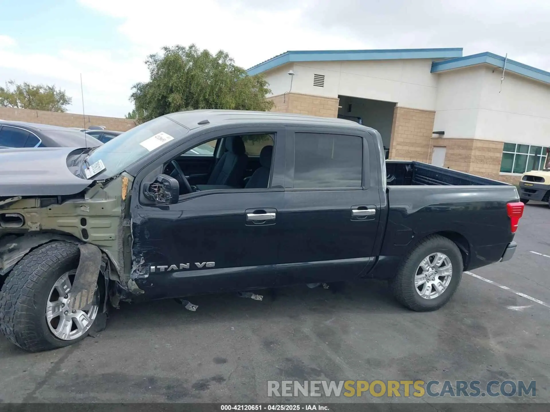 14 Фотография поврежденного автомобиля 1N6AA1EJ4KN518091 NISSAN TITAN 2019
