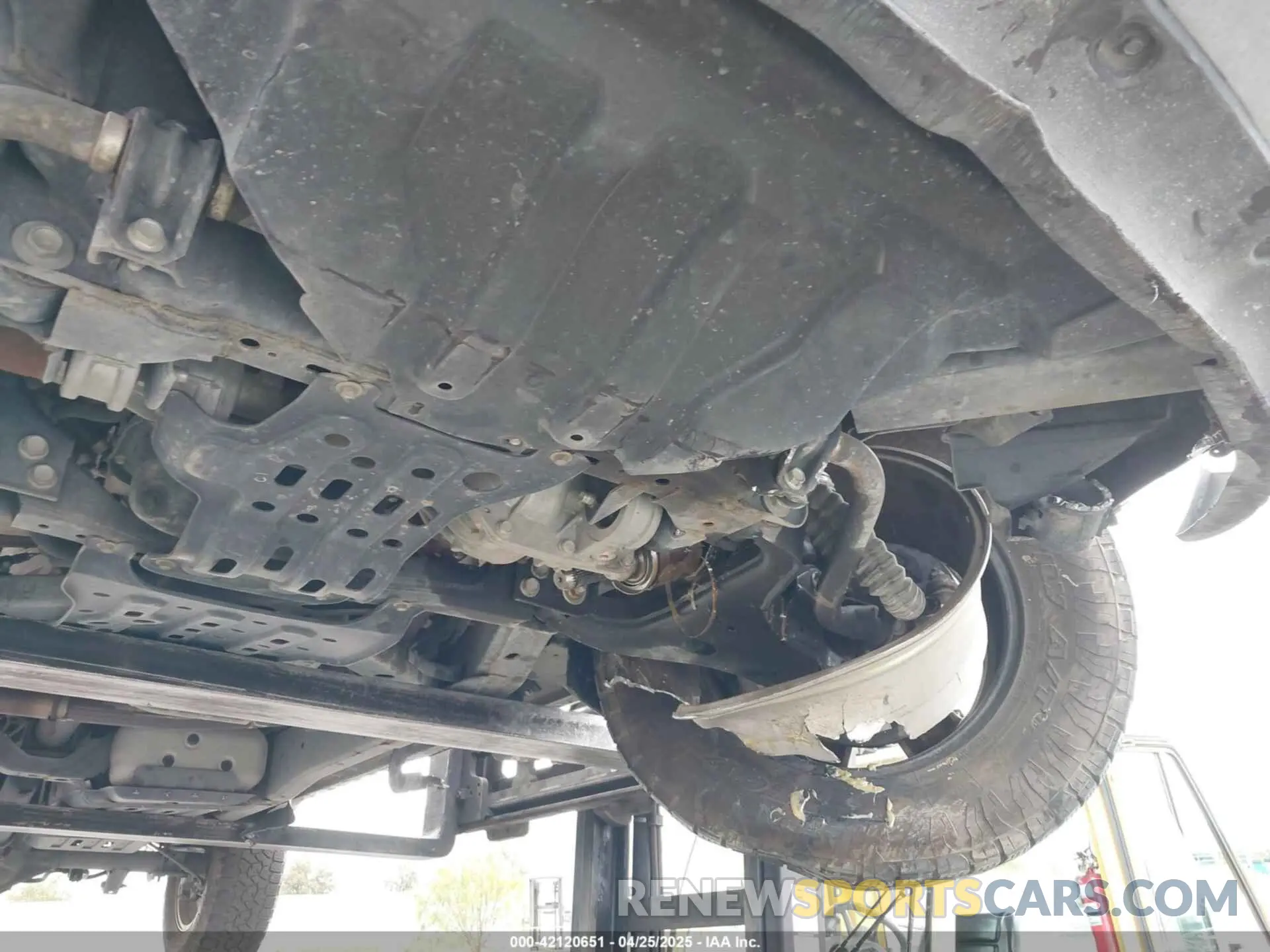 18 Фотография поврежденного автомобиля 1N6AA1EJ4KN518091 NISSAN TITAN 2019