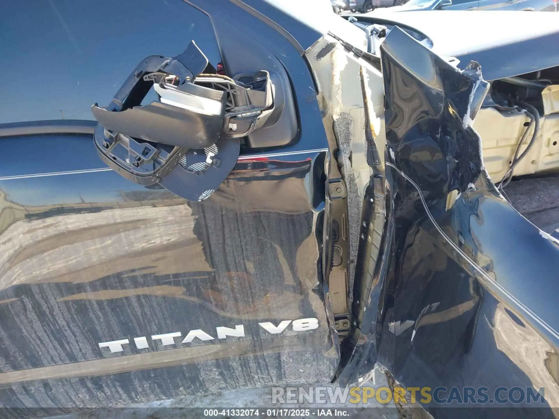 17 Photograph of a damaged car 1N6AA1EJ4KN518916 NISSAN TITAN 2019