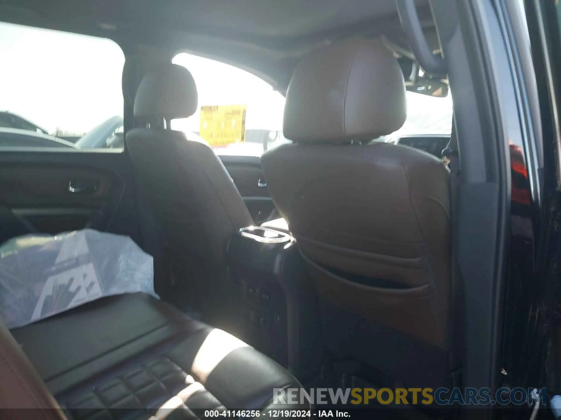 8 Фотография поврежденного автомобиля 1N6AA1ED7LN507646 NISSAN TITAN 2020