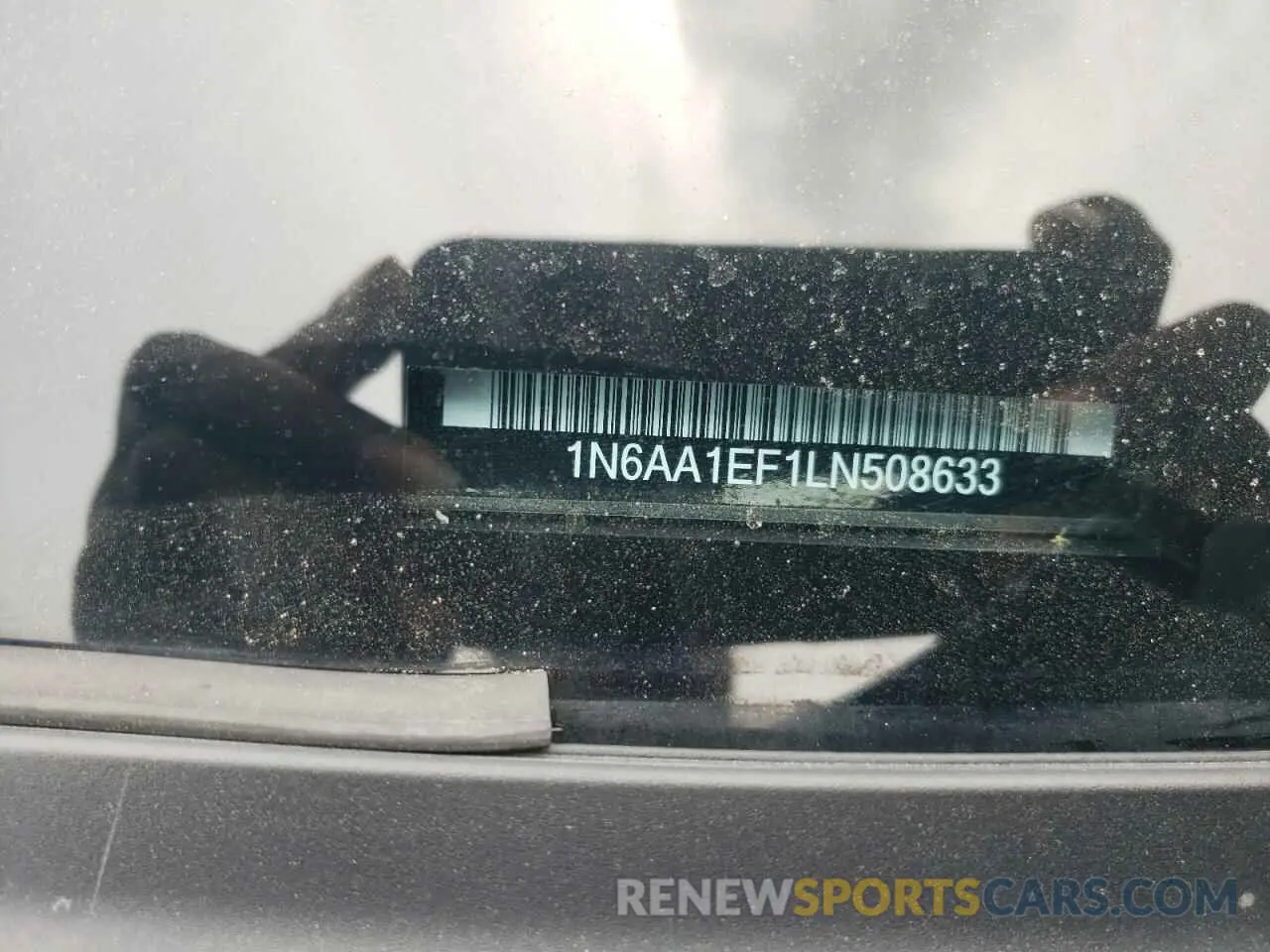 13 Photograph of a damaged car 1N6AA1EF1LN508633 NISSAN TITAN 2020