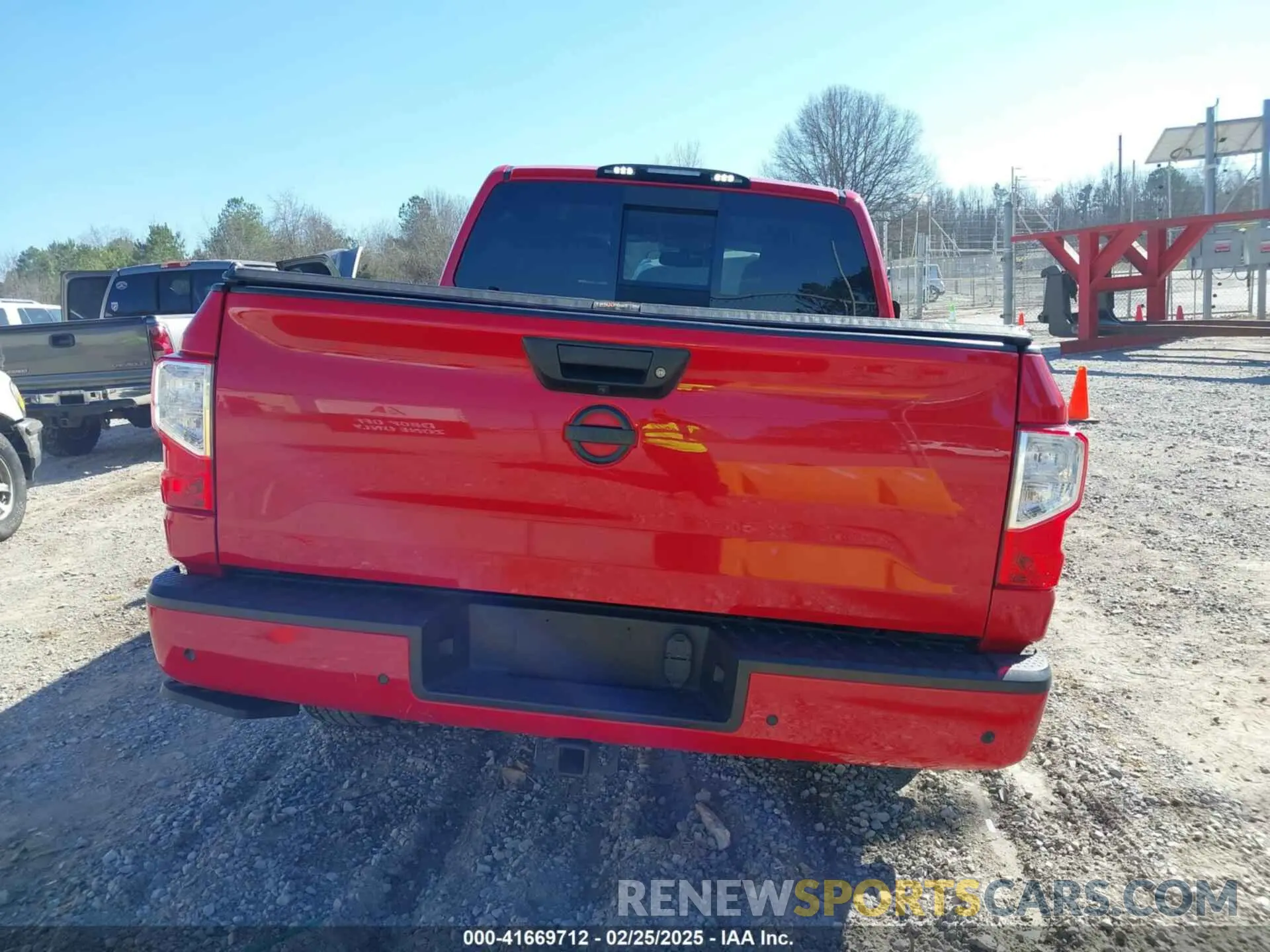 16 Фотография поврежденного автомобиля 1N6AA1EF6LN503766 NISSAN TITAN 2020