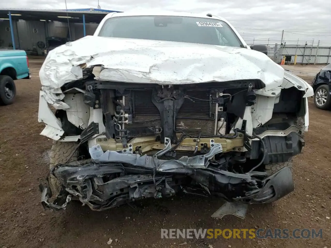 5 Photograph of a damaged car 1N6AA1CC8MN509952 NISSAN TITAN 2021