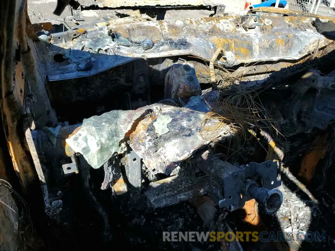 9 Photograph of a damaged car 1N6AA1EC7MN529767 NISSAN TITAN 2021