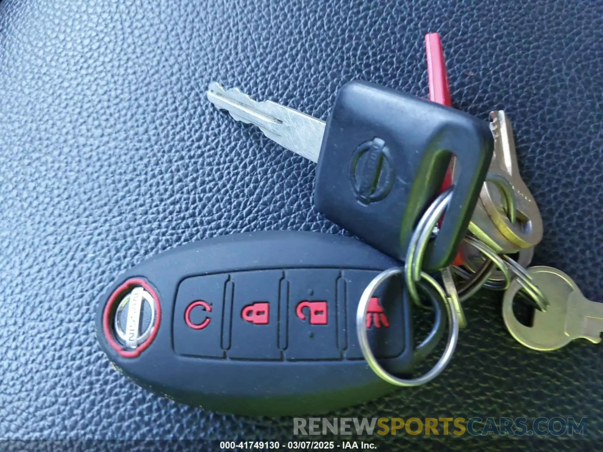 11 Фотография поврежденного автомобиля 1N6AA1ED2MN510892 NISSAN TITAN 2021