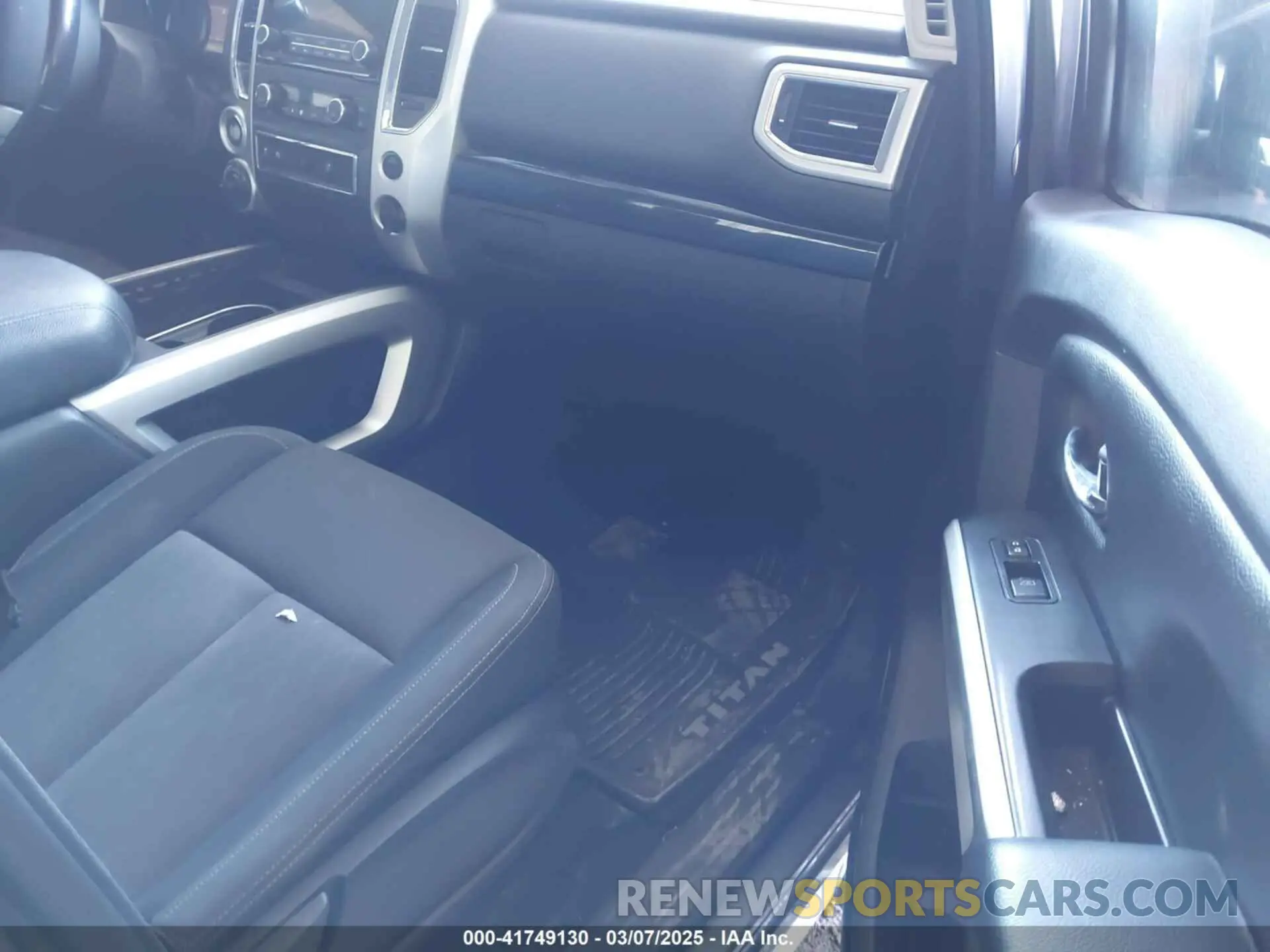 5 Фотография поврежденного автомобиля 1N6AA1ED2MN510892 NISSAN TITAN 2021