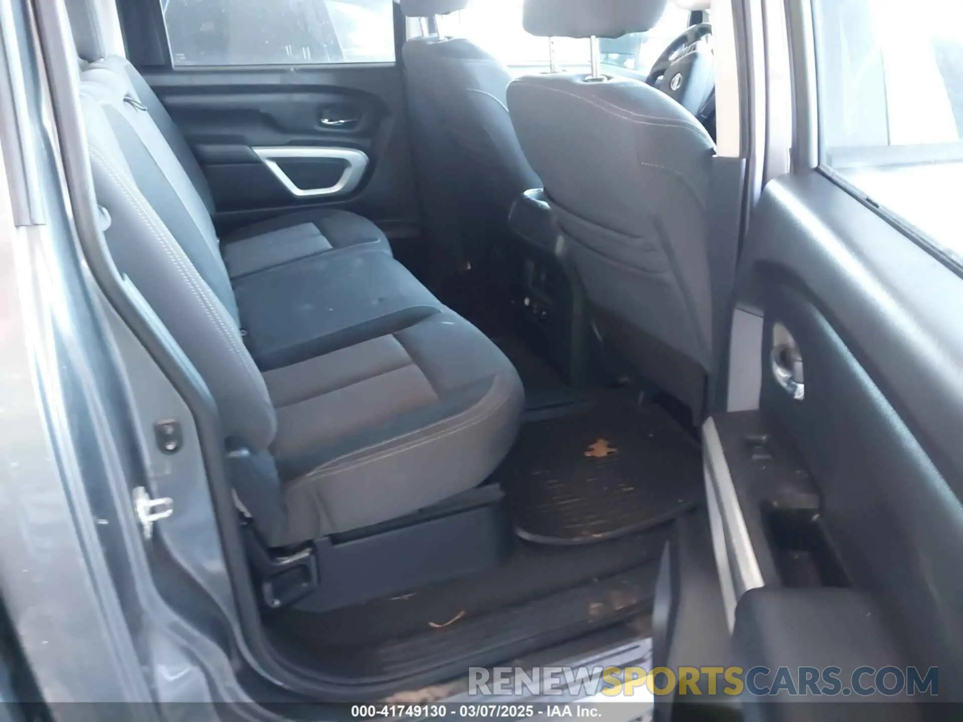 8 Фотография поврежденного автомобиля 1N6AA1ED2MN510892 NISSAN TITAN 2021