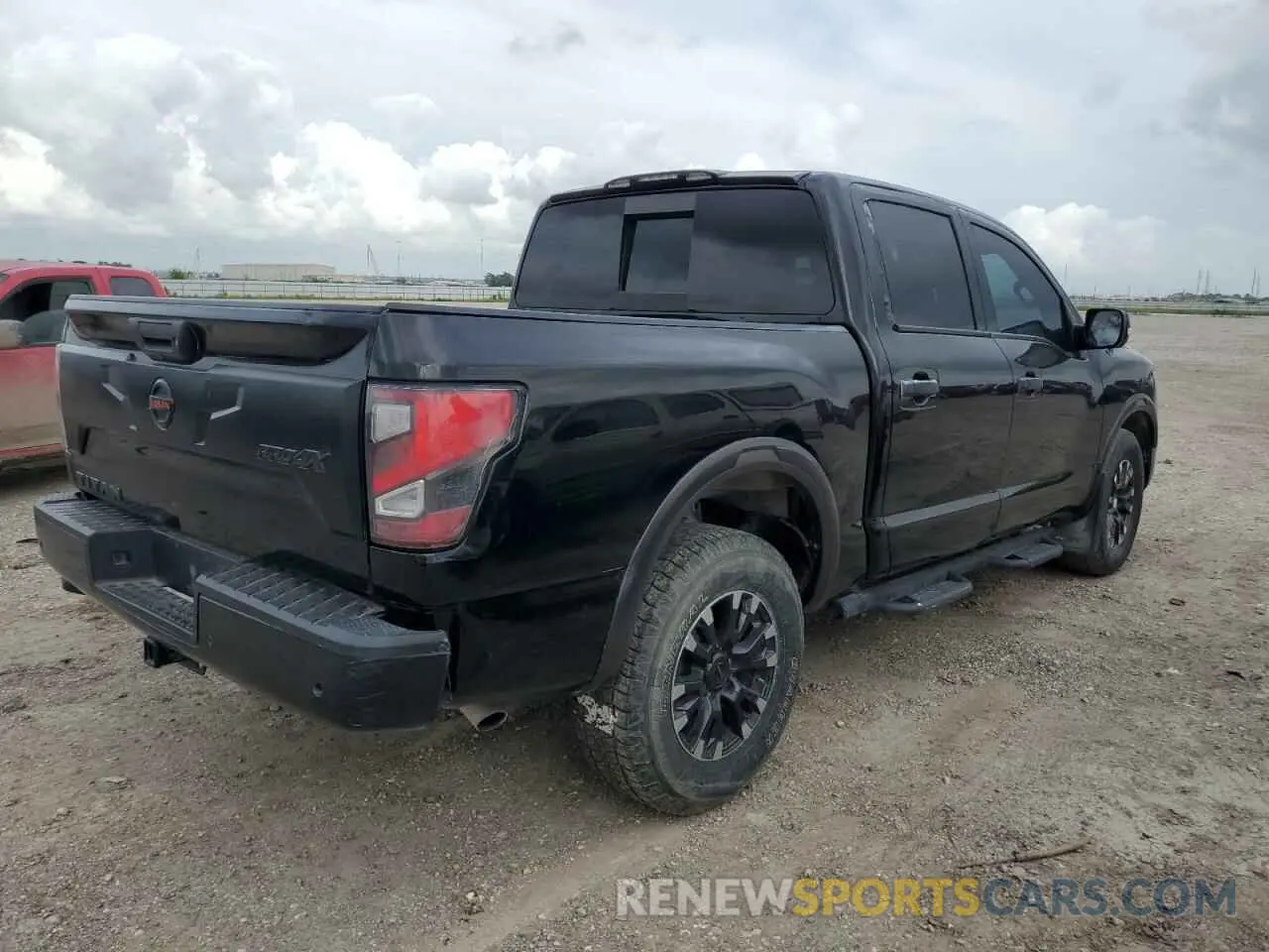 3 Photograph of a damaged car 1N6AA1ED5MN531798 NISSAN TITAN 2021