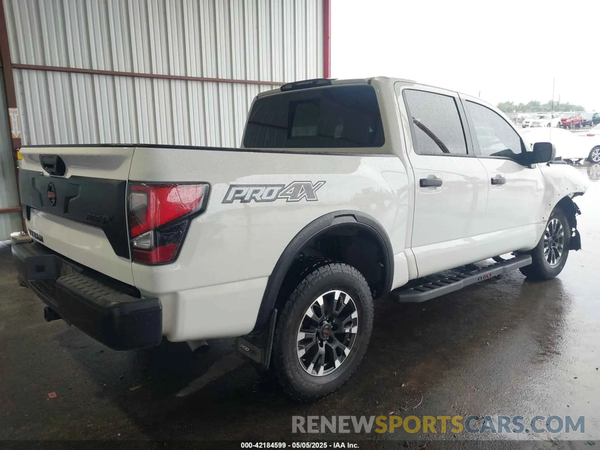 4 Photograph of a damaged car 1N6AA1ED7MN511004 NISSAN TITAN 2021