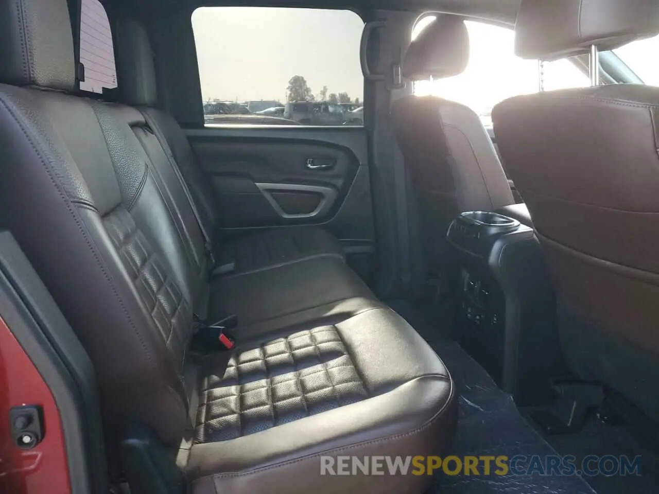 10 Фотография поврежденного автомобиля 1N6AA1ED8MN525896 NISSAN TITAN 2021