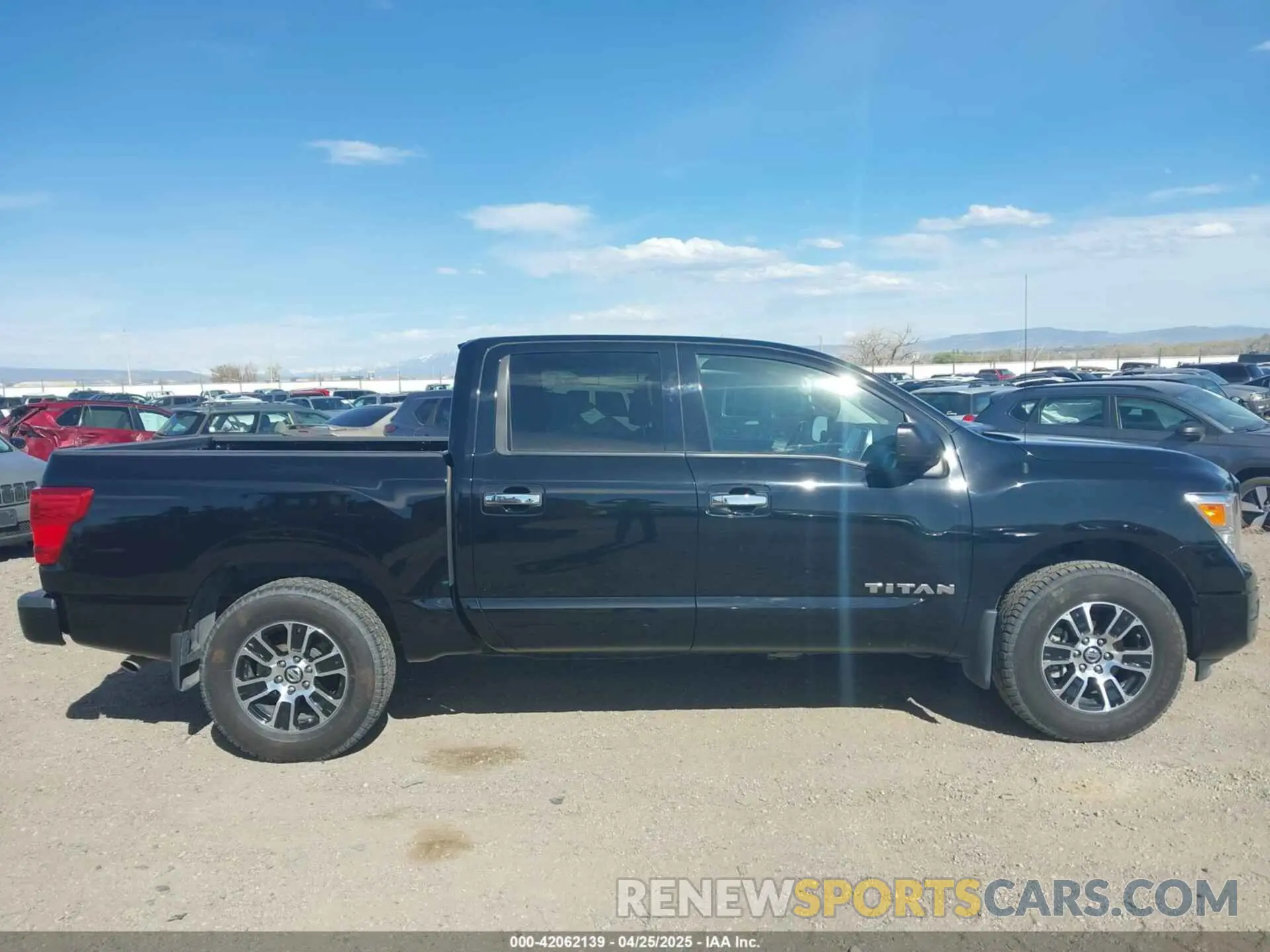 13 Photograph of a damaged car 1N6AA1ED9MN509741 NISSAN TITAN 2021