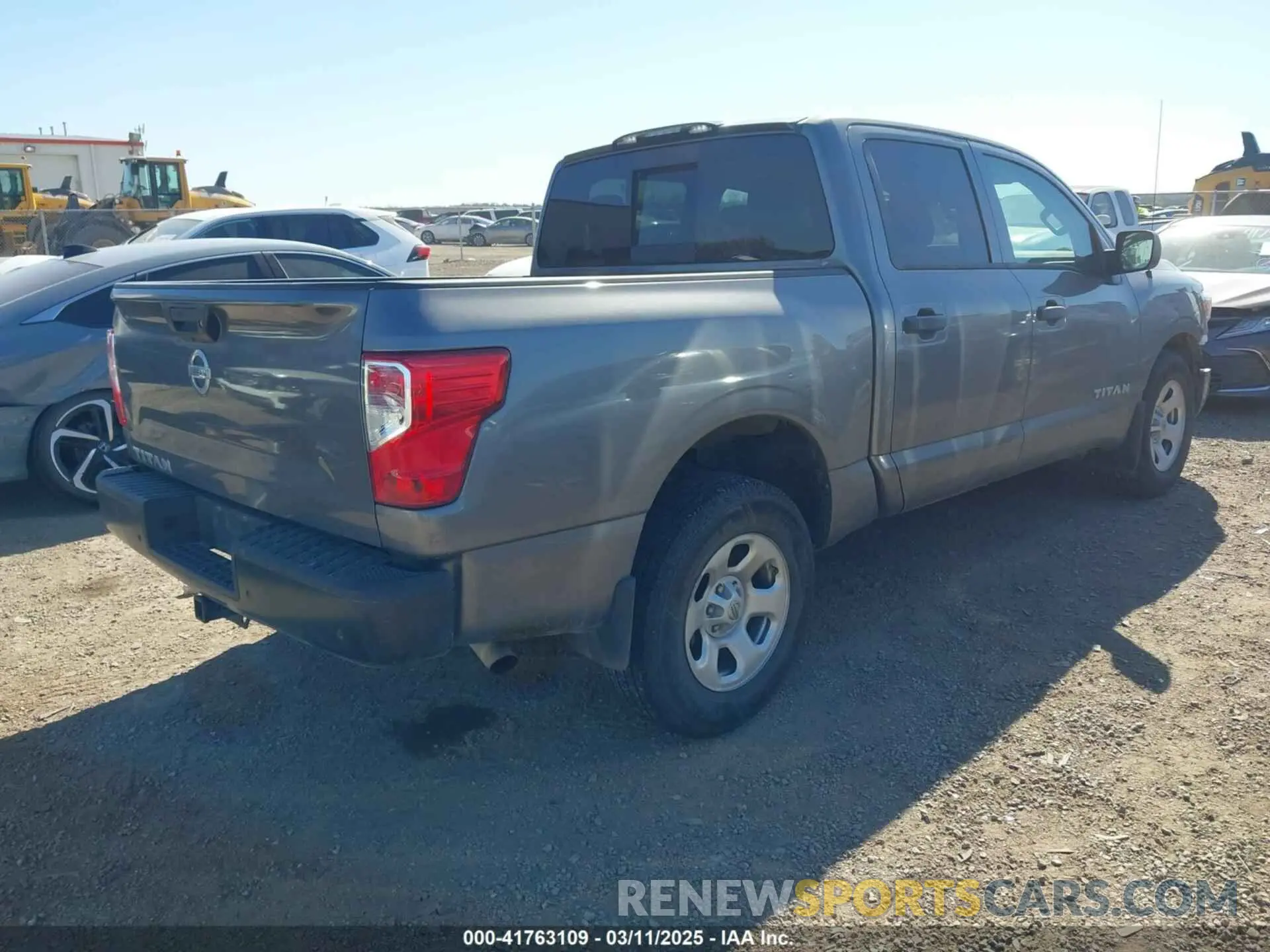 4 Photograph of a damaged car 1N6AA1EE2MN517608 NISSAN TITAN 2021