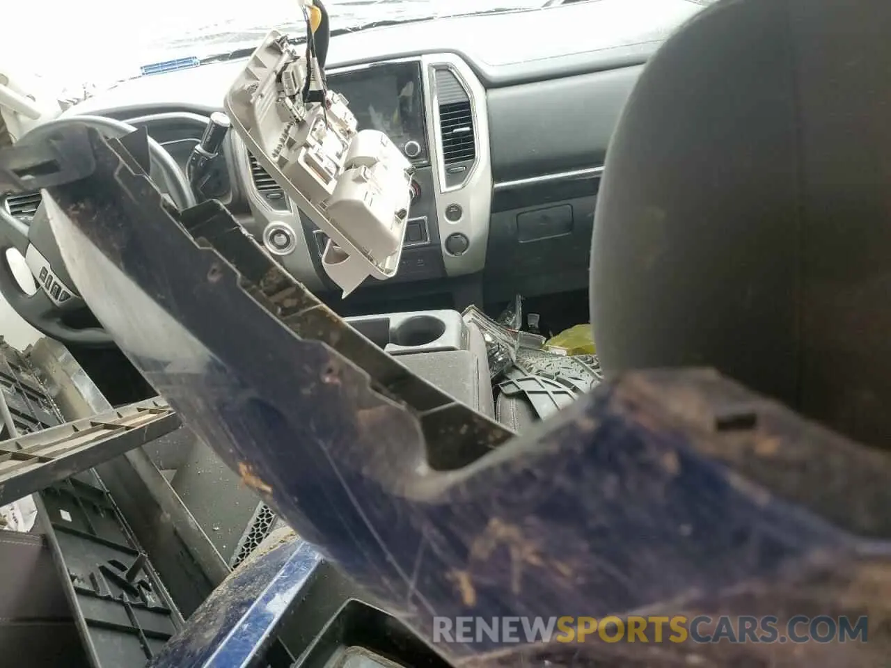 8 Photograph of a damaged car 1N6AA1EE2MN529337 NISSAN TITAN 2021