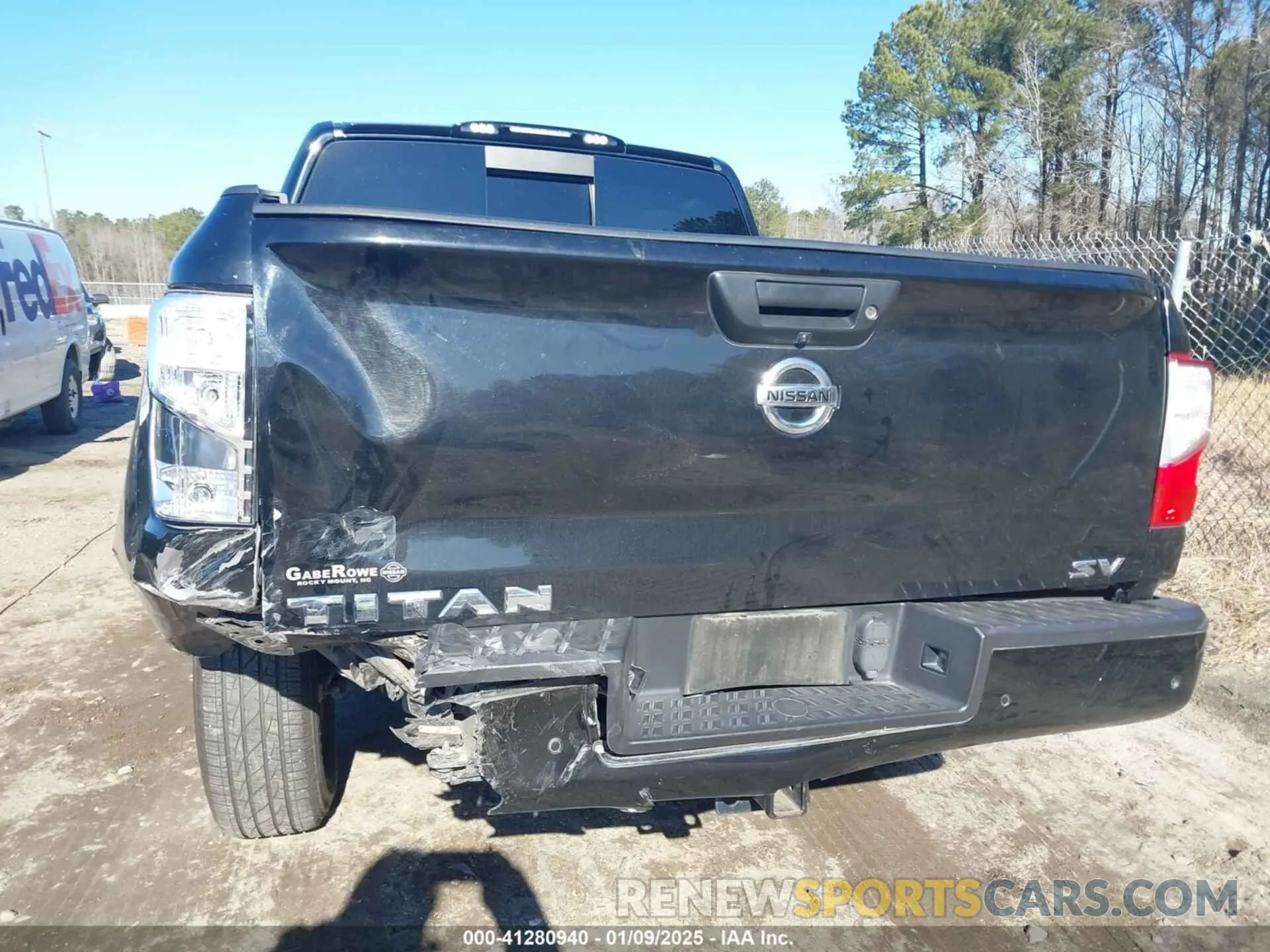 18 Фотография поврежденного автомобиля 1N6AA1EE4MN528044 NISSAN TITAN 2021