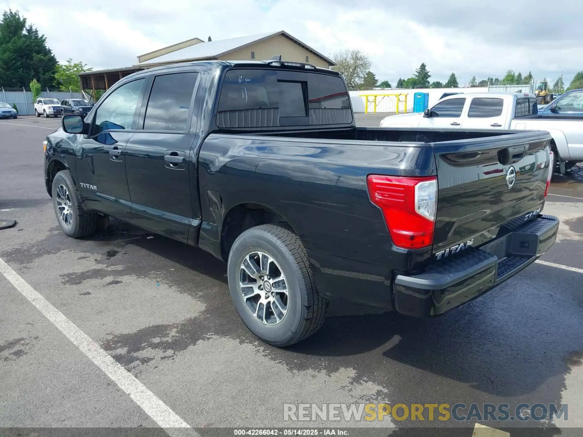 3 Photograph of a damaged car 1N6AA1EC7NN104017 NISSAN TITAN 2022
