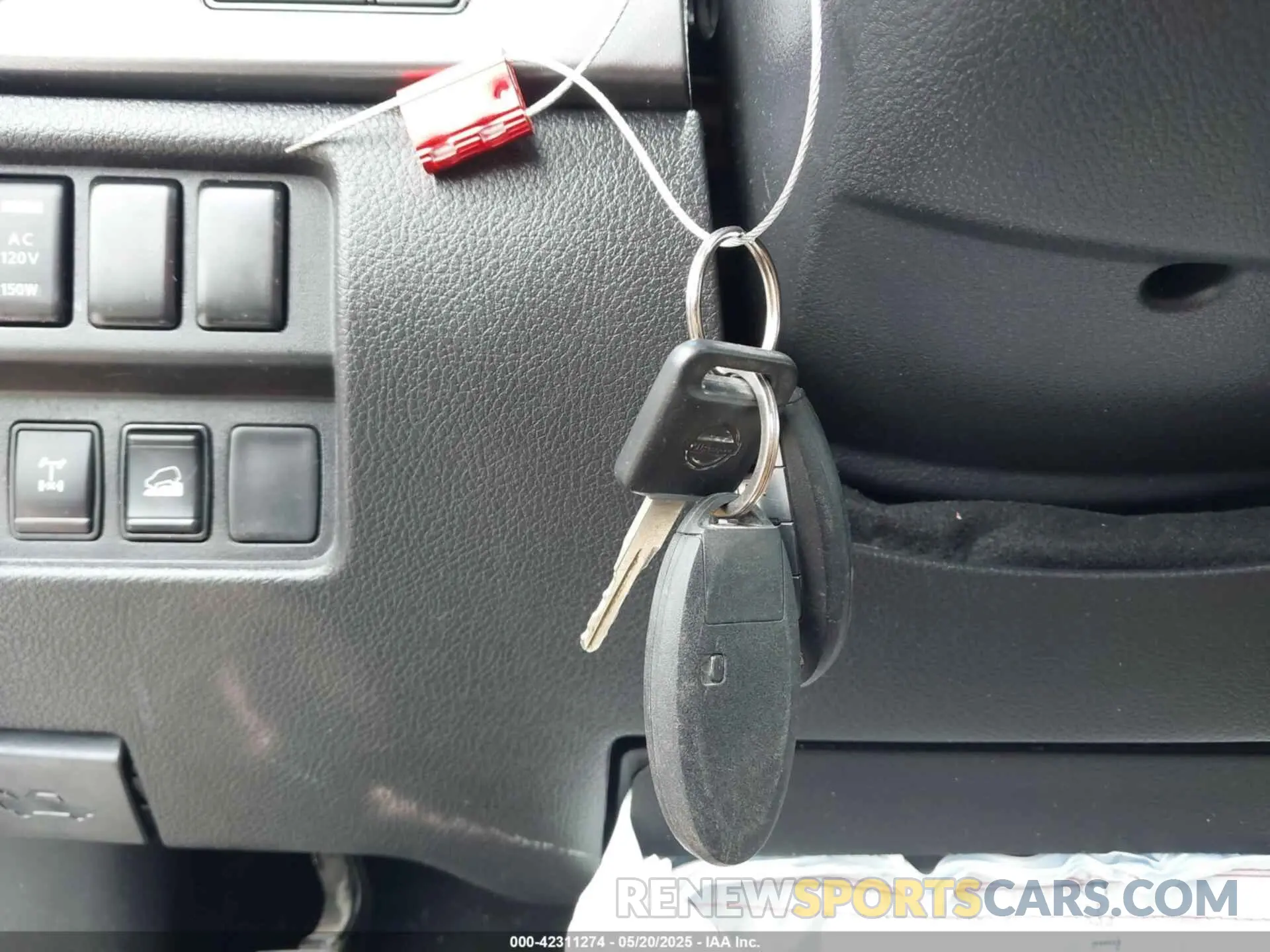 11 Фотография поврежденного автомобиля 1N6AA1ED0PN112536 NISSAN TITAN 2023