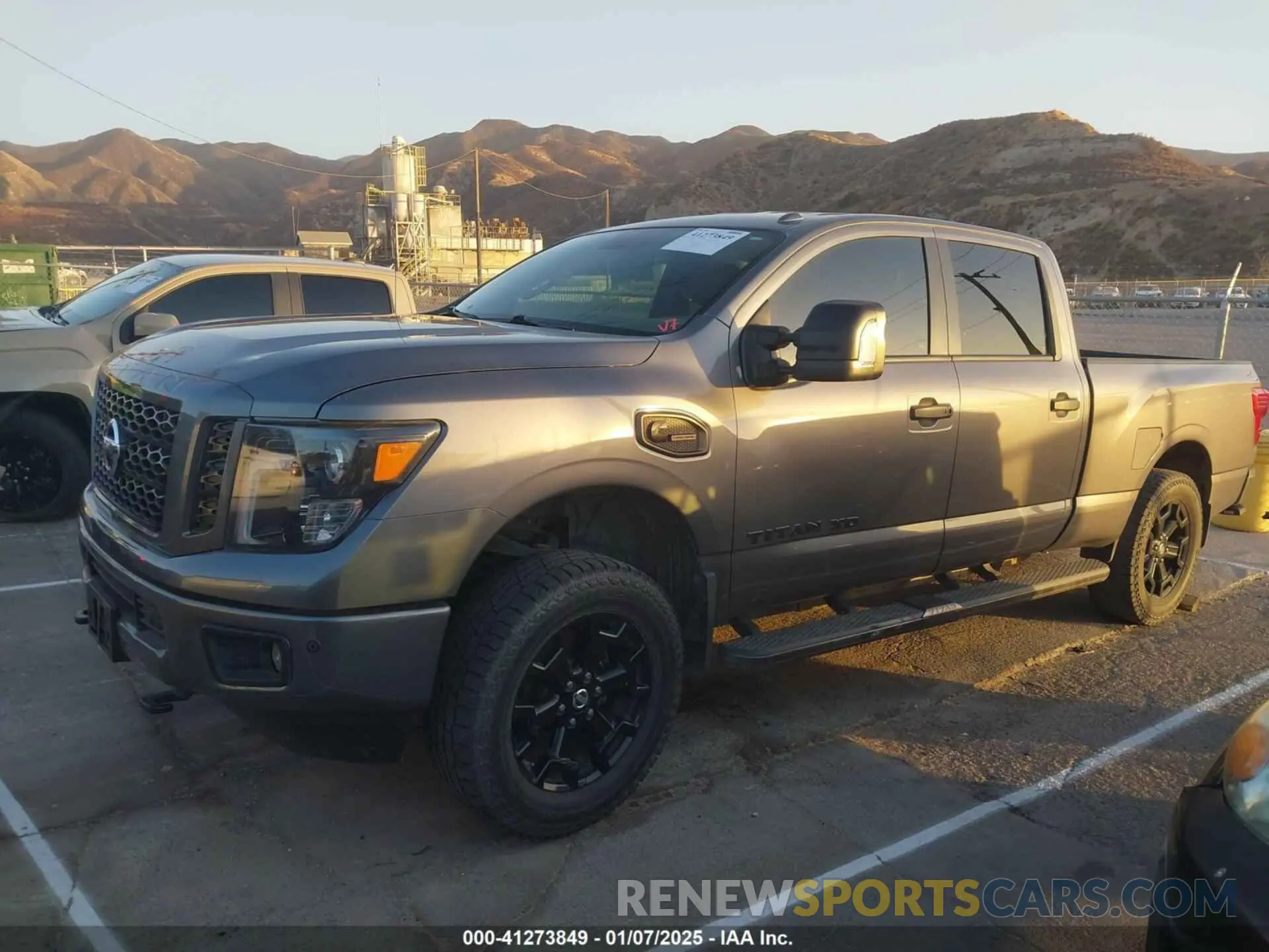 15 Фотография поврежденного автомобиля 1N6BA1F42KN528969 NISSAN TITAN XD 2019