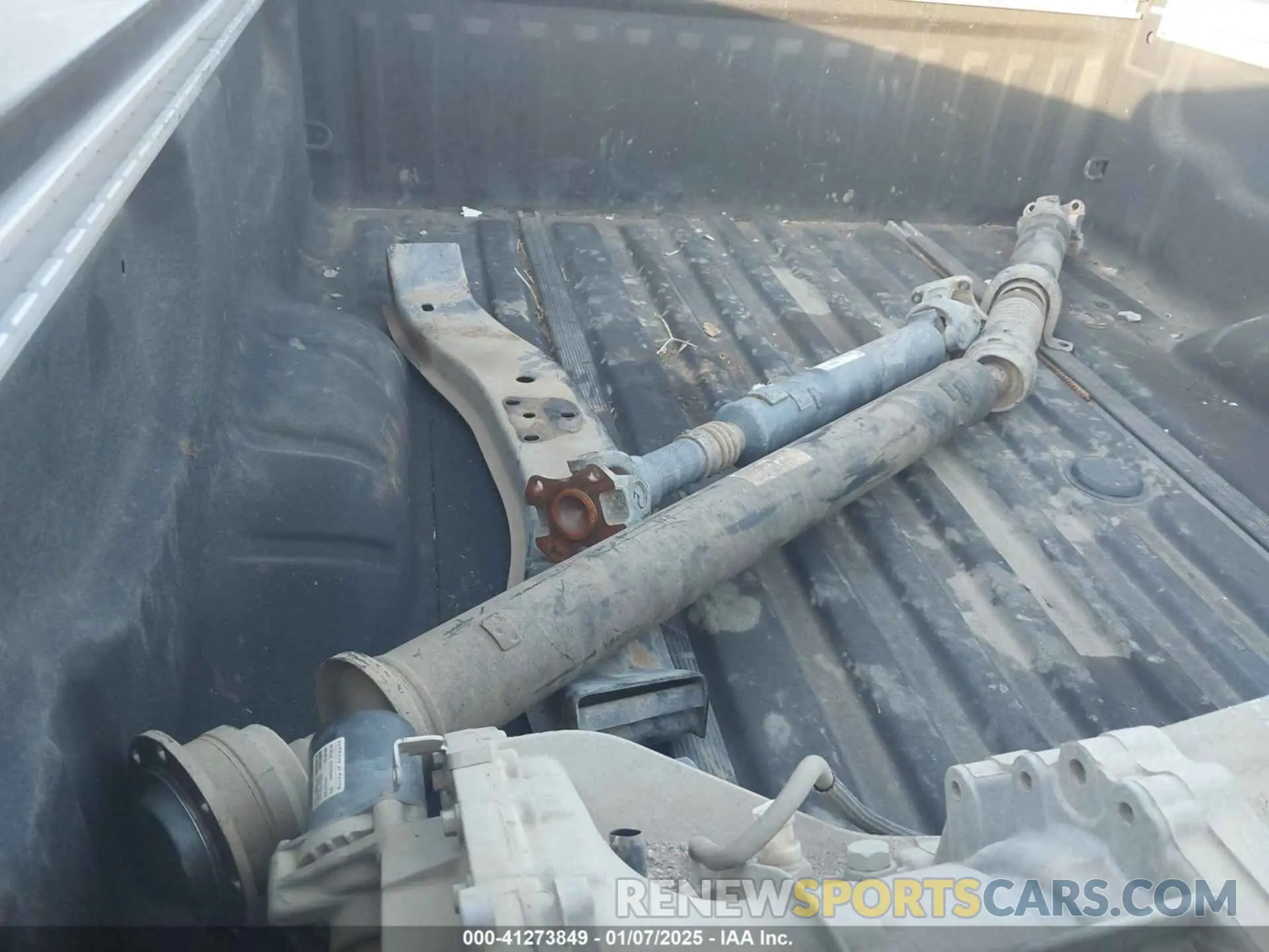 18 Фотография поврежденного автомобиля 1N6BA1F42KN528969 NISSAN TITAN XD 2019
