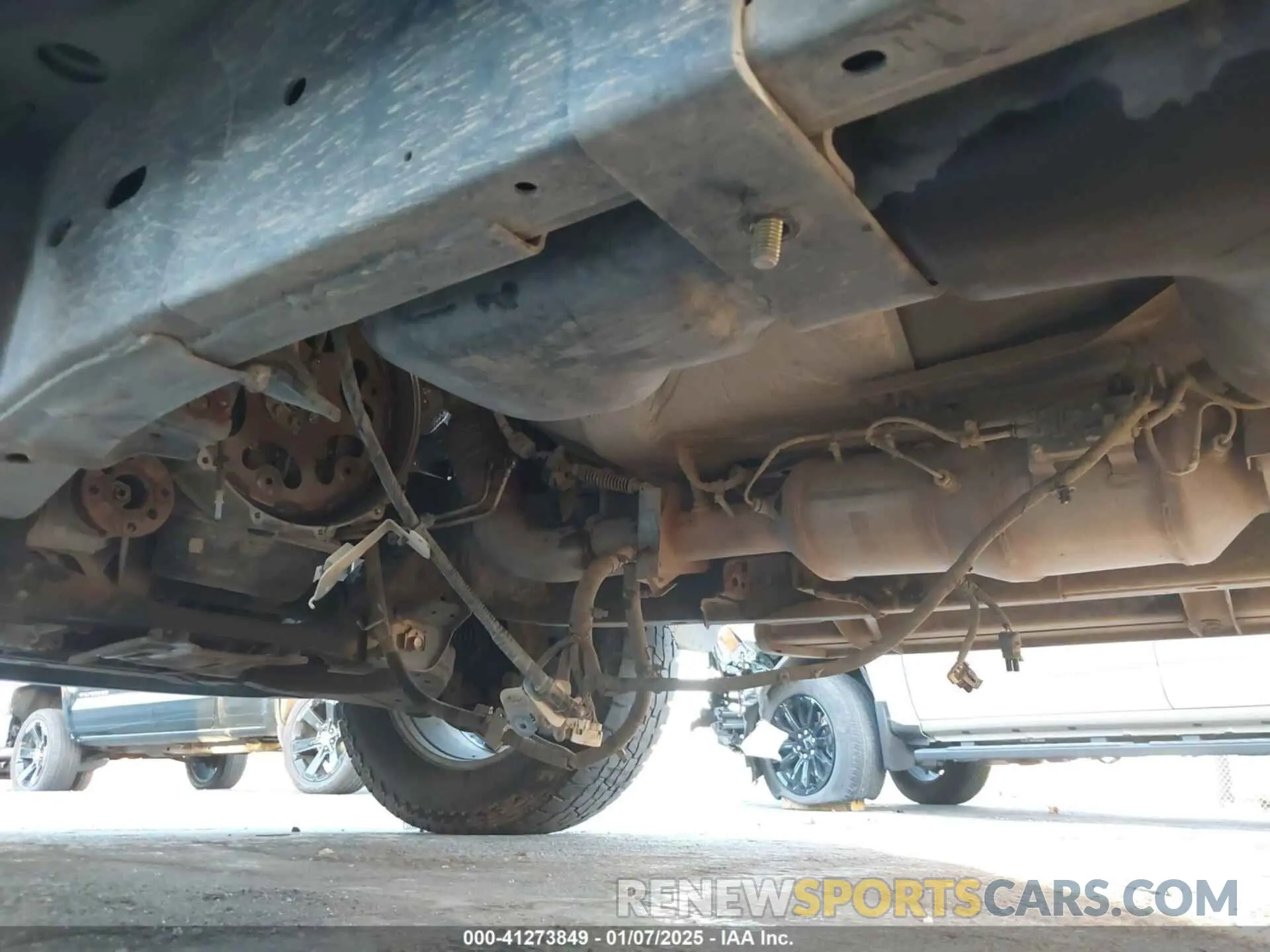20 Фотография поврежденного автомобиля 1N6BA1F42KN528969 NISSAN TITAN XD 2019