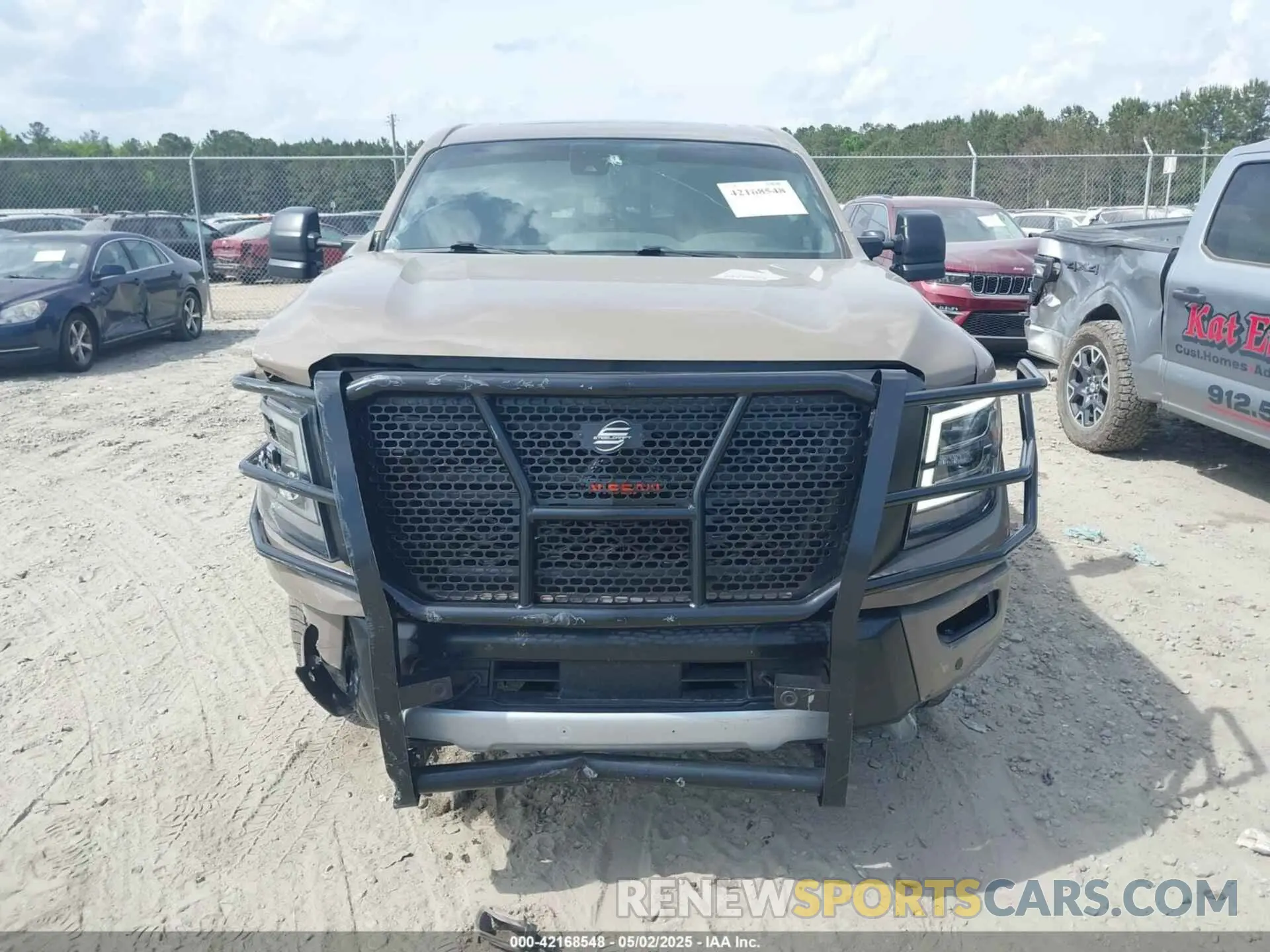 12 Фотография поврежденного автомобиля 1N6AA1FBXNN100016 NISSAN TITAN XD 2022