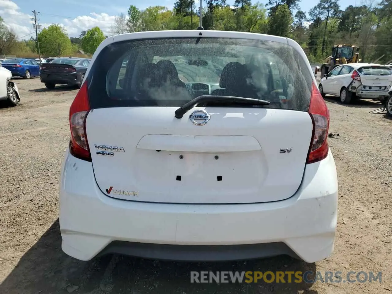 6 Photograph of a damaged car 3N1CE2CP0KL366164 NISSAN VERSA 2019