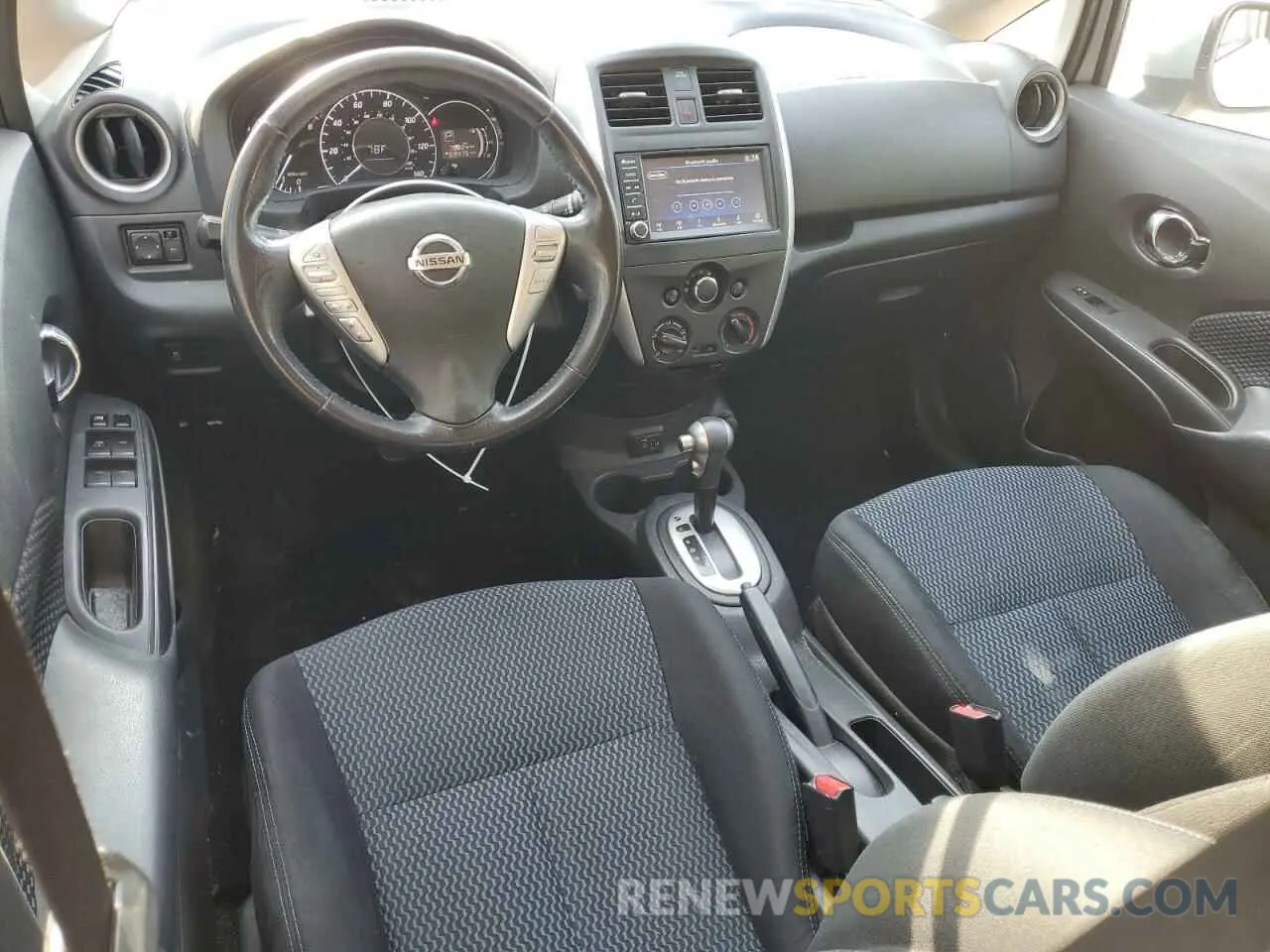 8 Photograph of a damaged car 3N1CE2CP2KL353948 NISSAN VERSA 2019