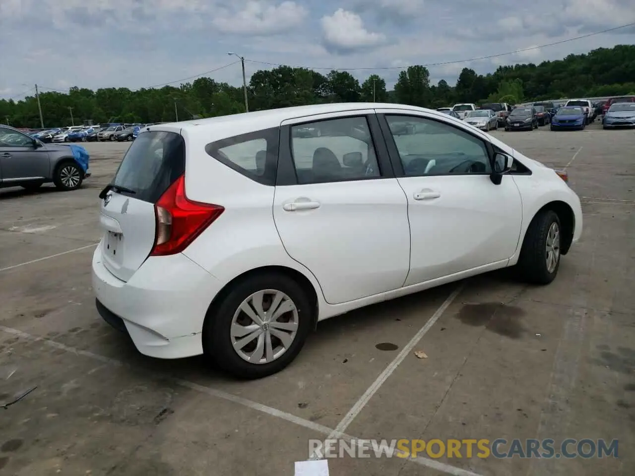 3 Photograph of a damaged car 3N1CE2CP4KL354101 NISSAN VERSA 2019