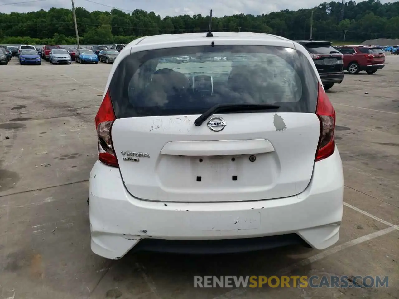 6 Photograph of a damaged car 3N1CE2CP4KL354101 NISSAN VERSA 2019
