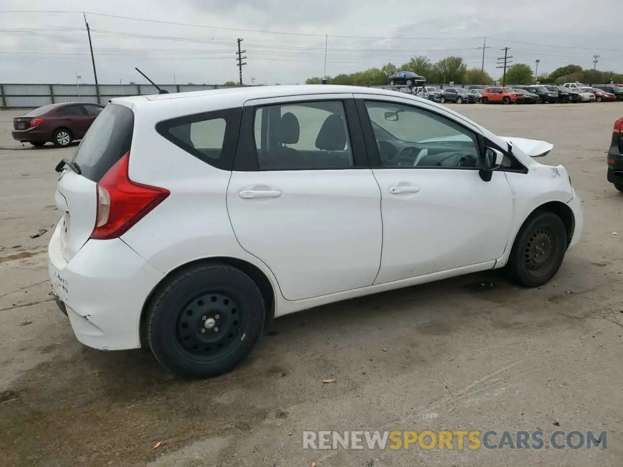3 Photograph of a damaged car 3N1CE2CP7KL355422 NISSAN VERSA 2019