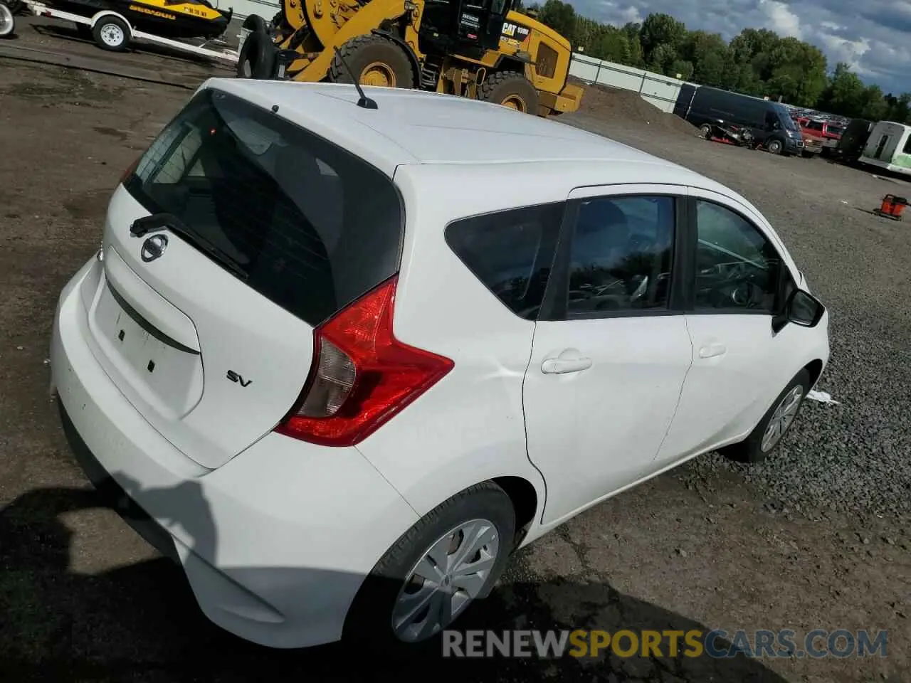 3 Фотография поврежденного автомобиля 3N1CE2CP9KL357043 NISSAN VERSA 2019