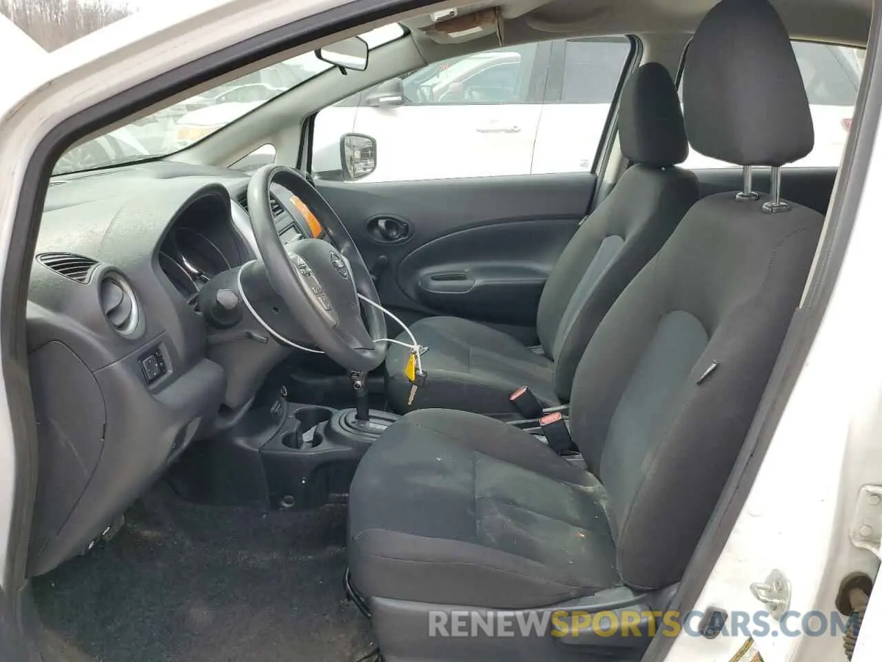 7 Photograph of a damaged car 3N1CE2CPXKL360243 NISSAN VERSA 2019