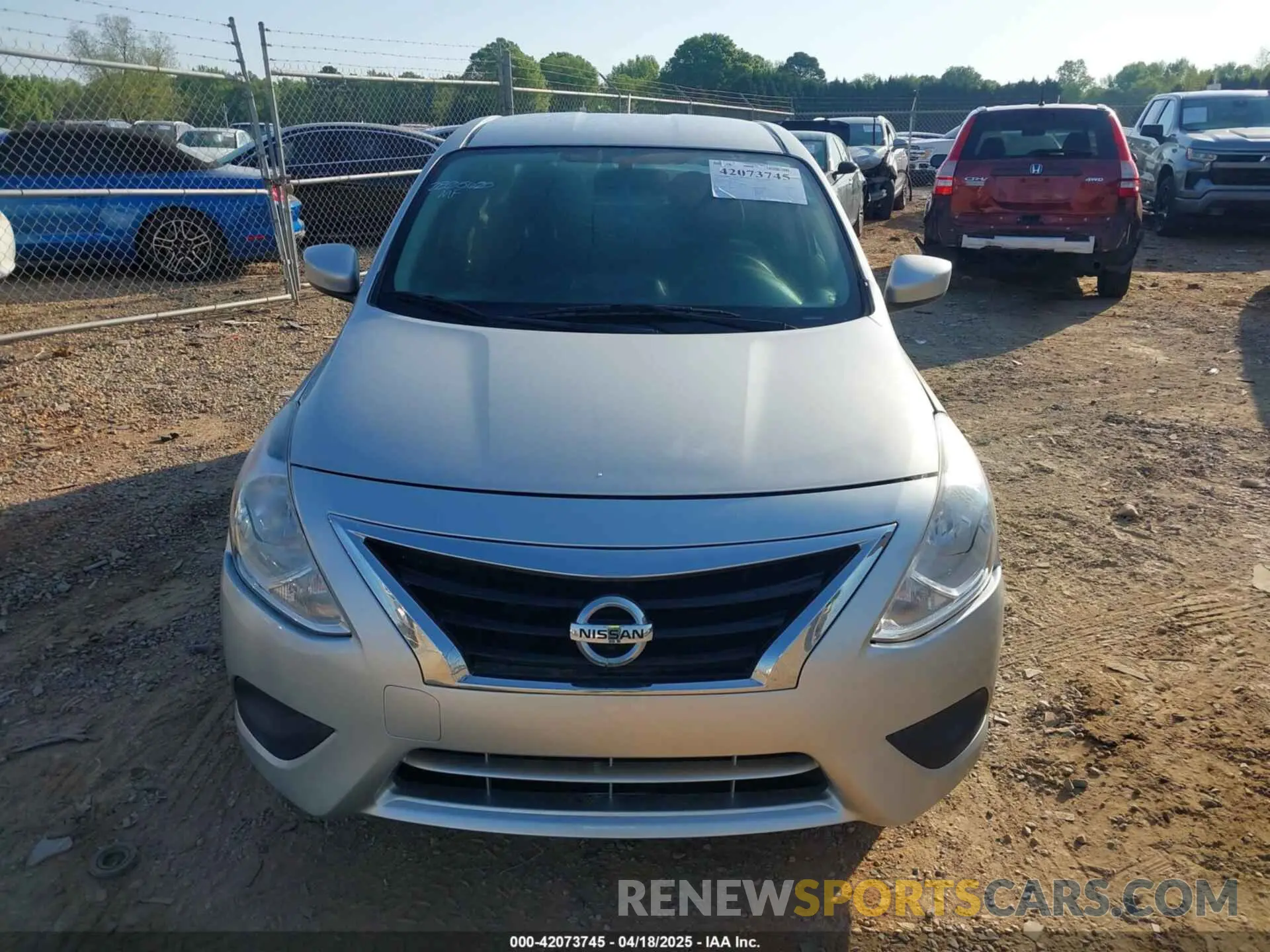 12 Фотография поврежденного автомобиля 3N1CN7AP0KL823202 NISSAN VERSA 2019
